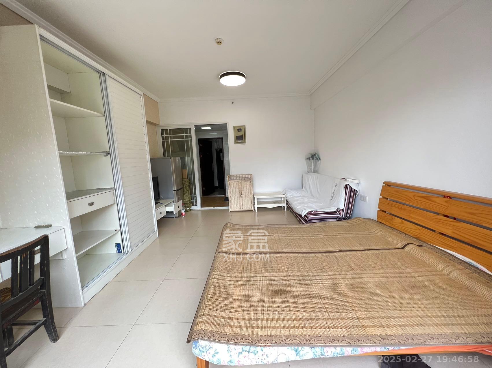 长远华樟名府 1室1厅1卫 1600.0元/月 长远华樟名府 1室1厅1卫 1600.0元/月室内图