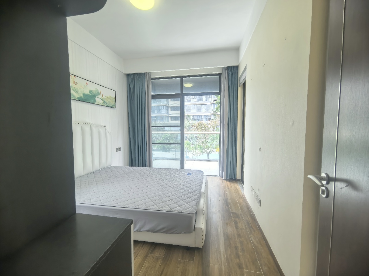 大华锦绣海岸三期 4室2厅3卫 11500.0元/月 大华锦绣海岸三期 4室2厅3卫 11500.0元/月室内图