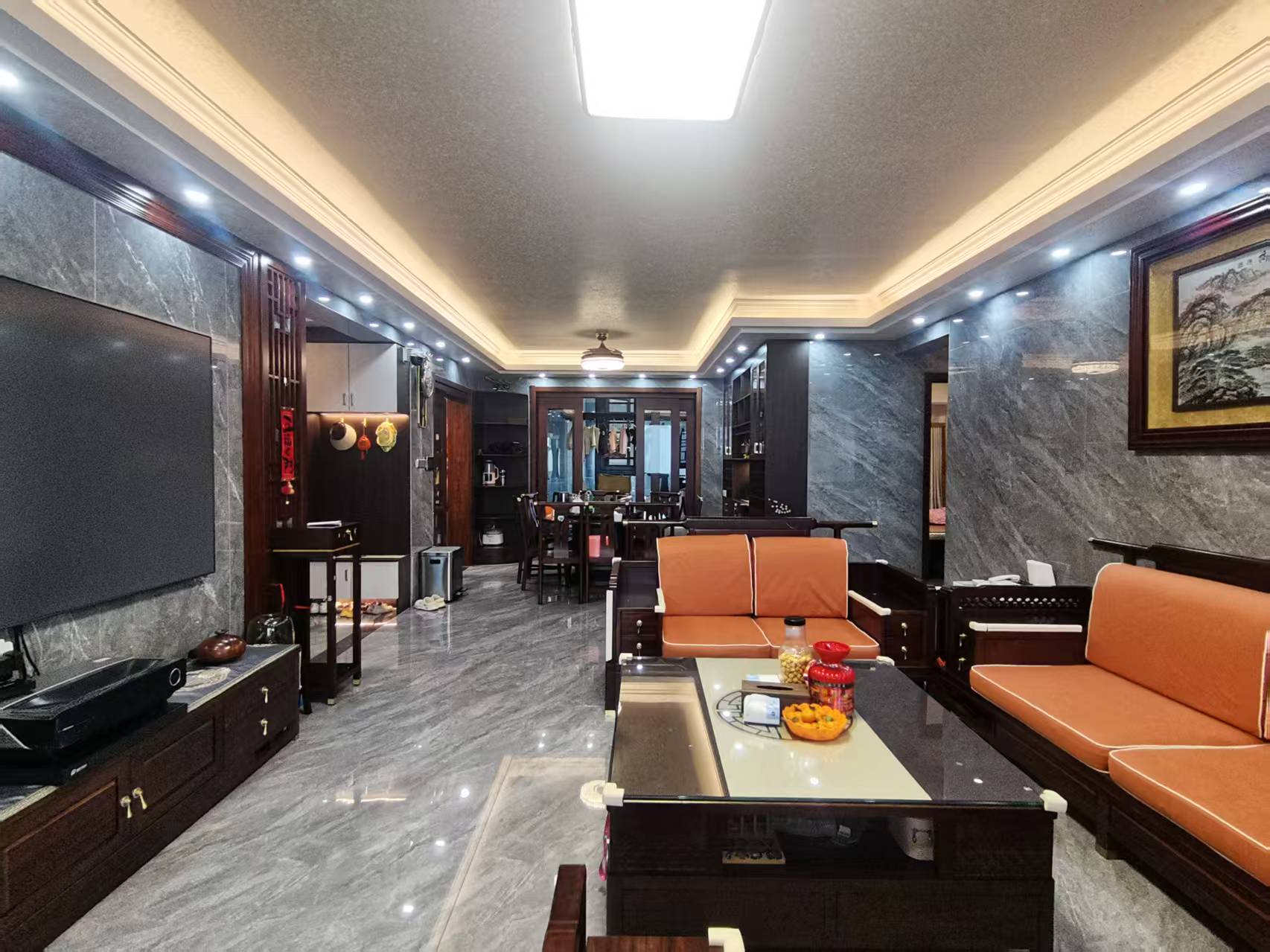 碧桂园中央半岛 5室2厅2卫 338.0万 碧桂园中央半岛 5室2厅2卫 338.0万室内图