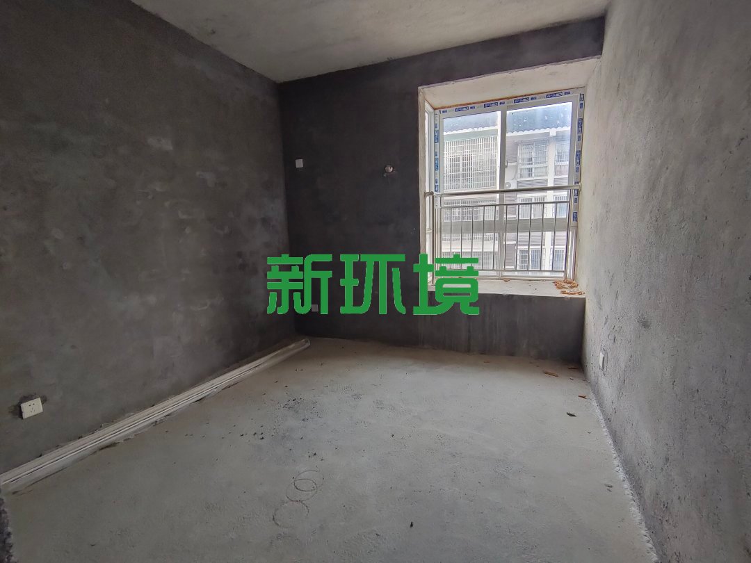 林农小区 3室2厅2卫 24.8万 林农小区 3室2厅2卫 24.8万客厅