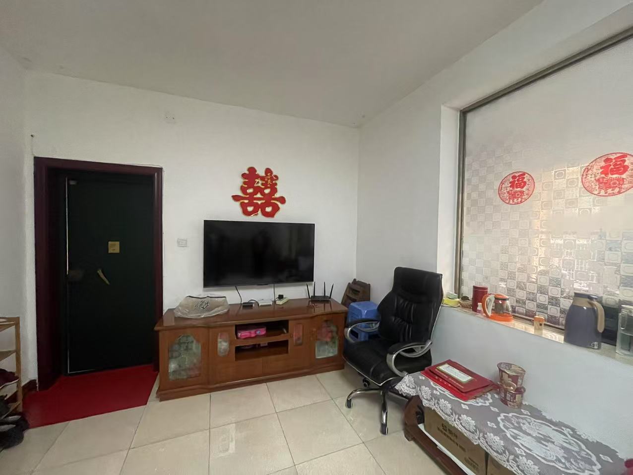 八一橡胶总厂生活区(东贸街) 2室1厅1卫 39.8万 八一橡胶总厂生活区(东贸街) 2室1厅1卫 39.8万室内图