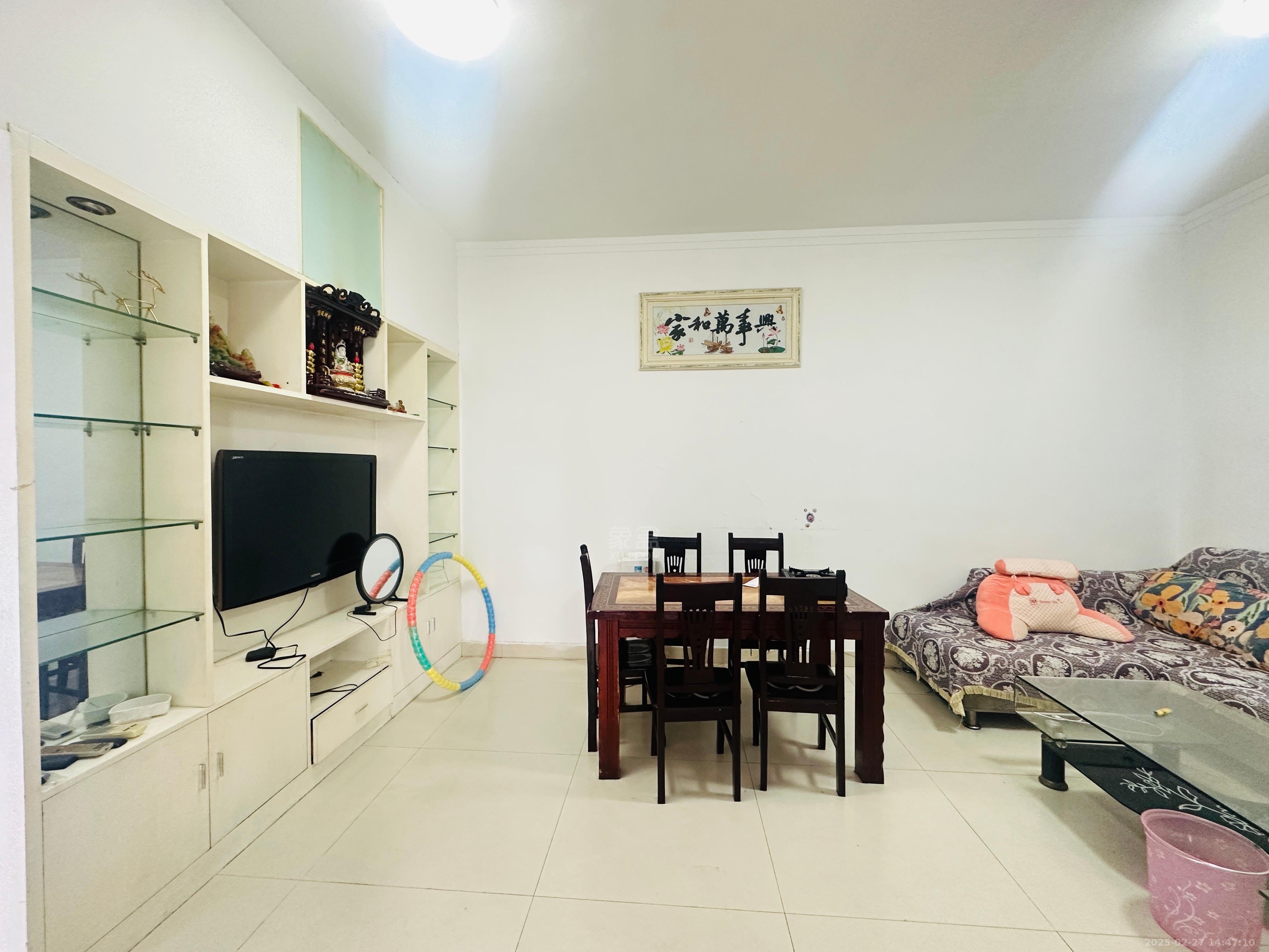 水岸春天 2室2厅1卫 1400.0元/月 水岸春天 2室2厅1卫 1400.0元/月室内图