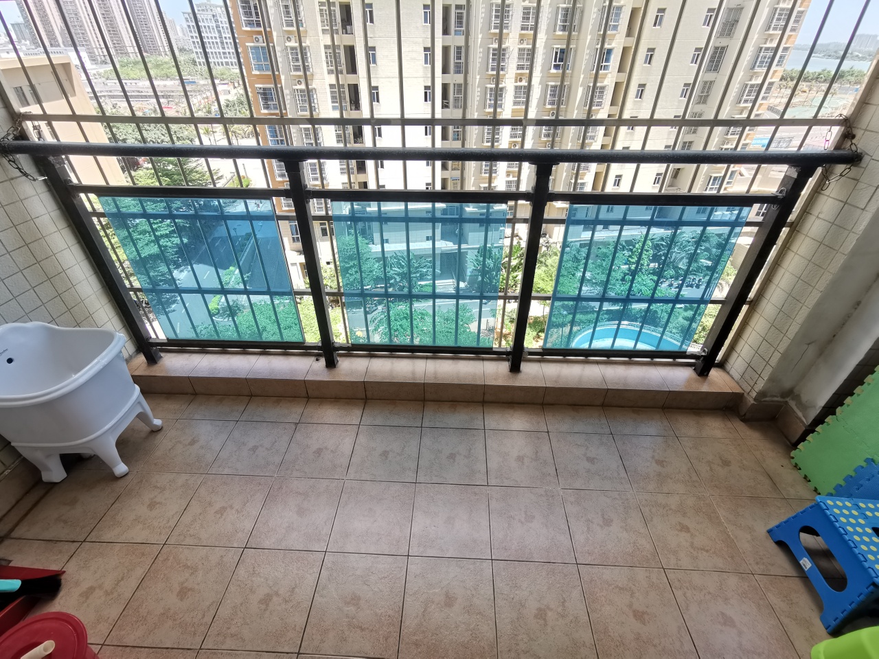 和贵公馆 1室1厅1卫 93.0万 和贵公馆 1室1厅1卫 93.0万客厅