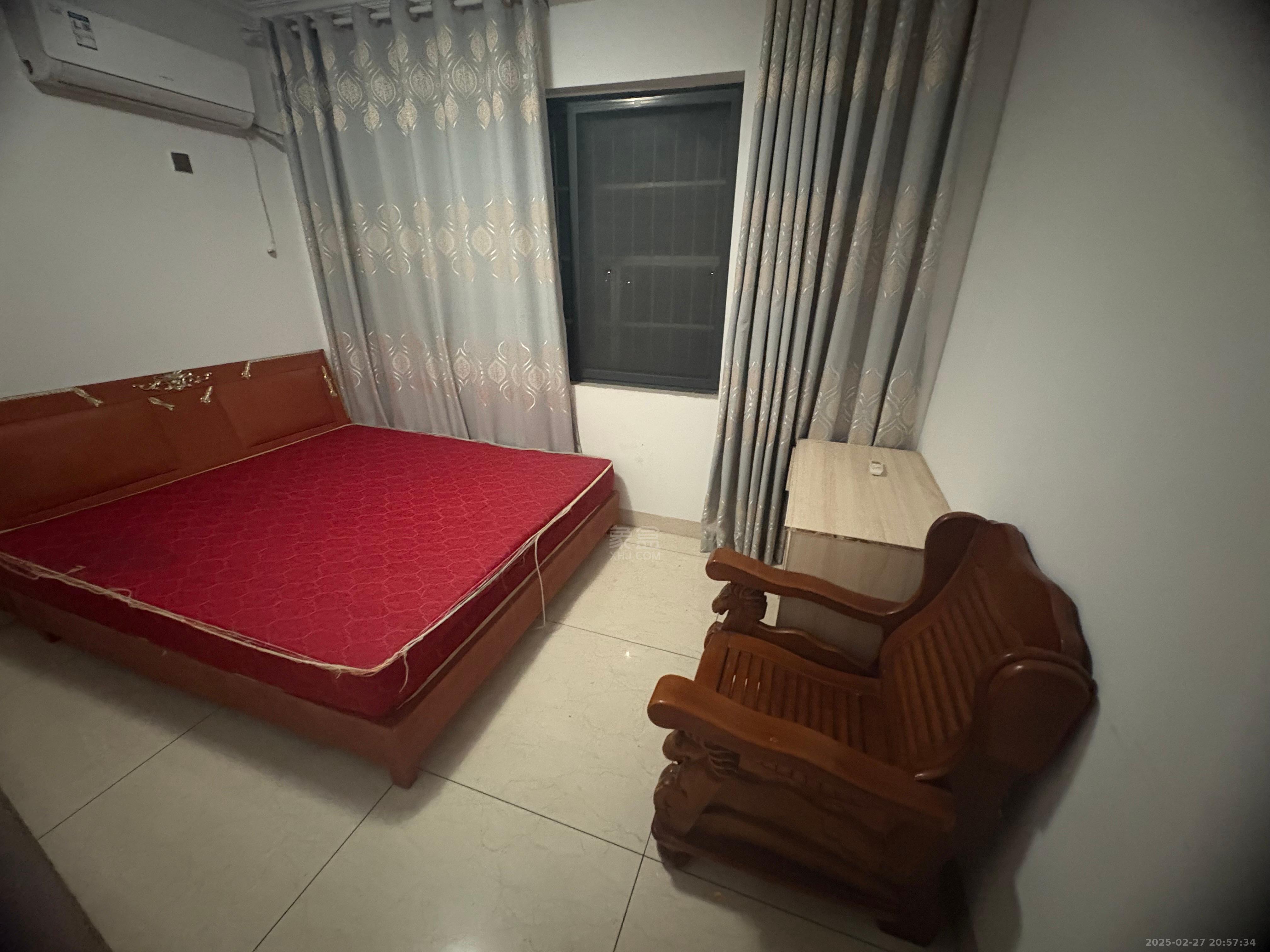 太平桥安置小区 2室1厅1卫 1000.0元/月 太平桥安置小区 2室1厅1卫 1000.0元/月室内图