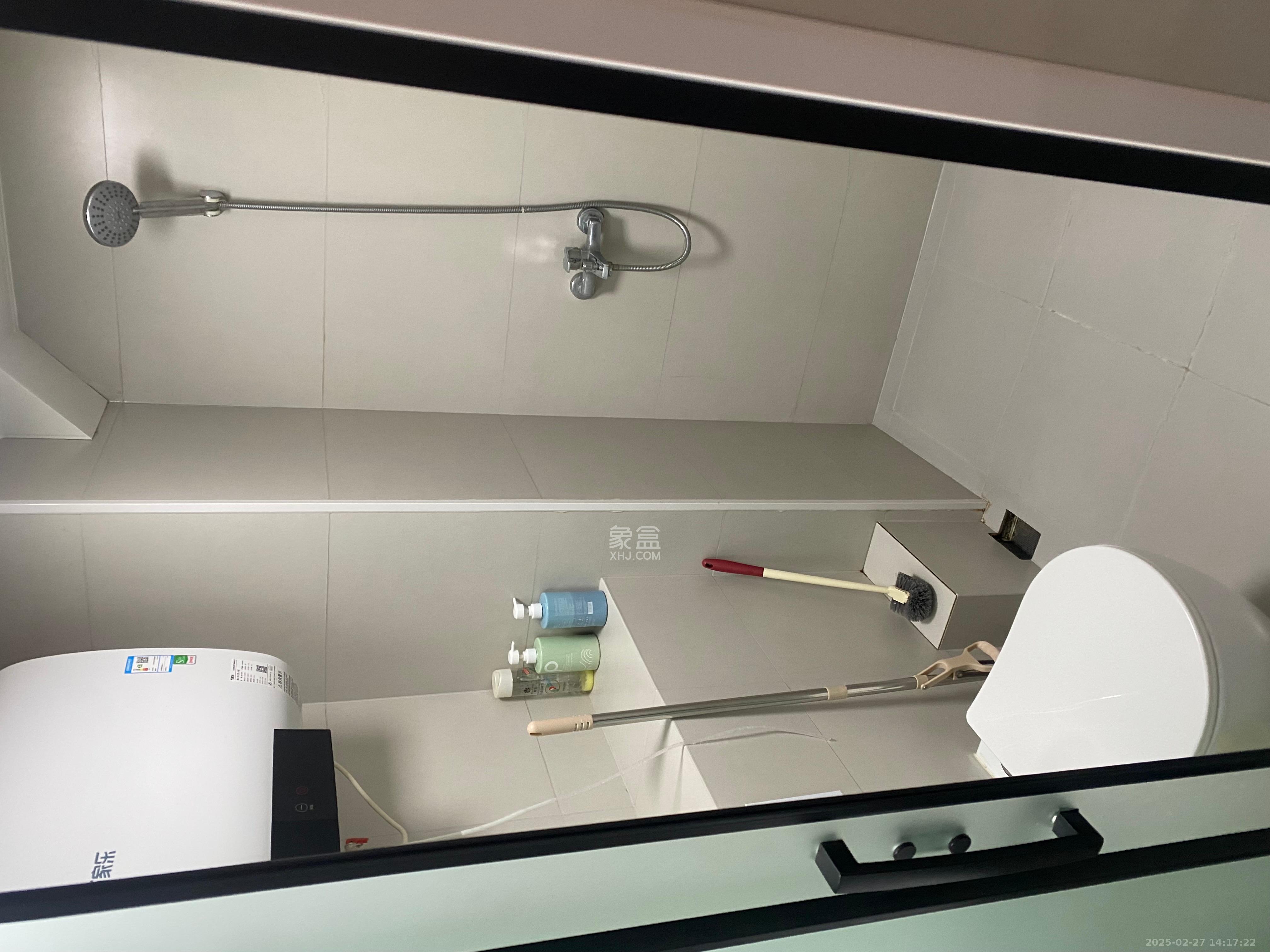 敬天广场 2室1厅1卫 3400.0元/月 敬天广场 2室1厅1卫 3400.0元/月室内图