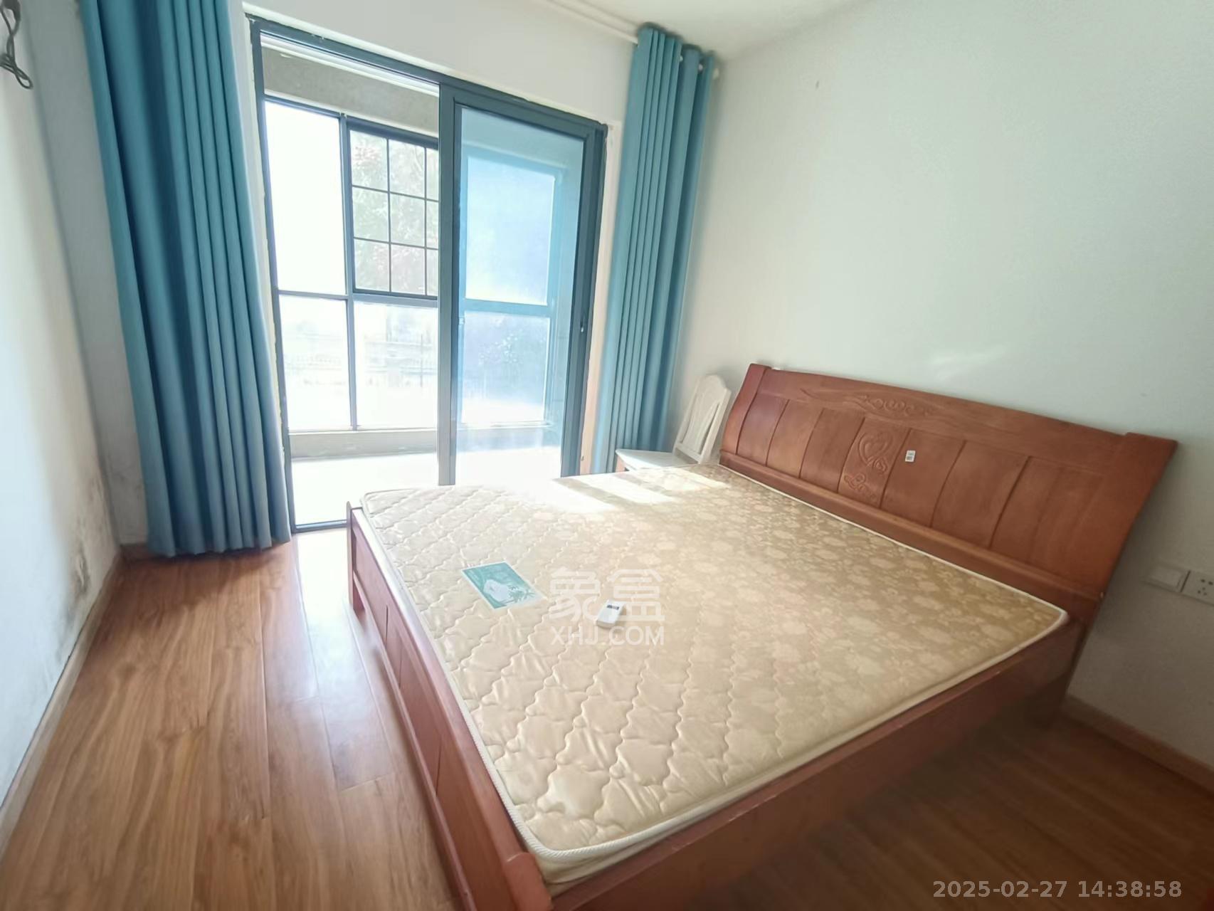 荣盛花语书苑  3室2厅1卫    2600.0元/月室内图