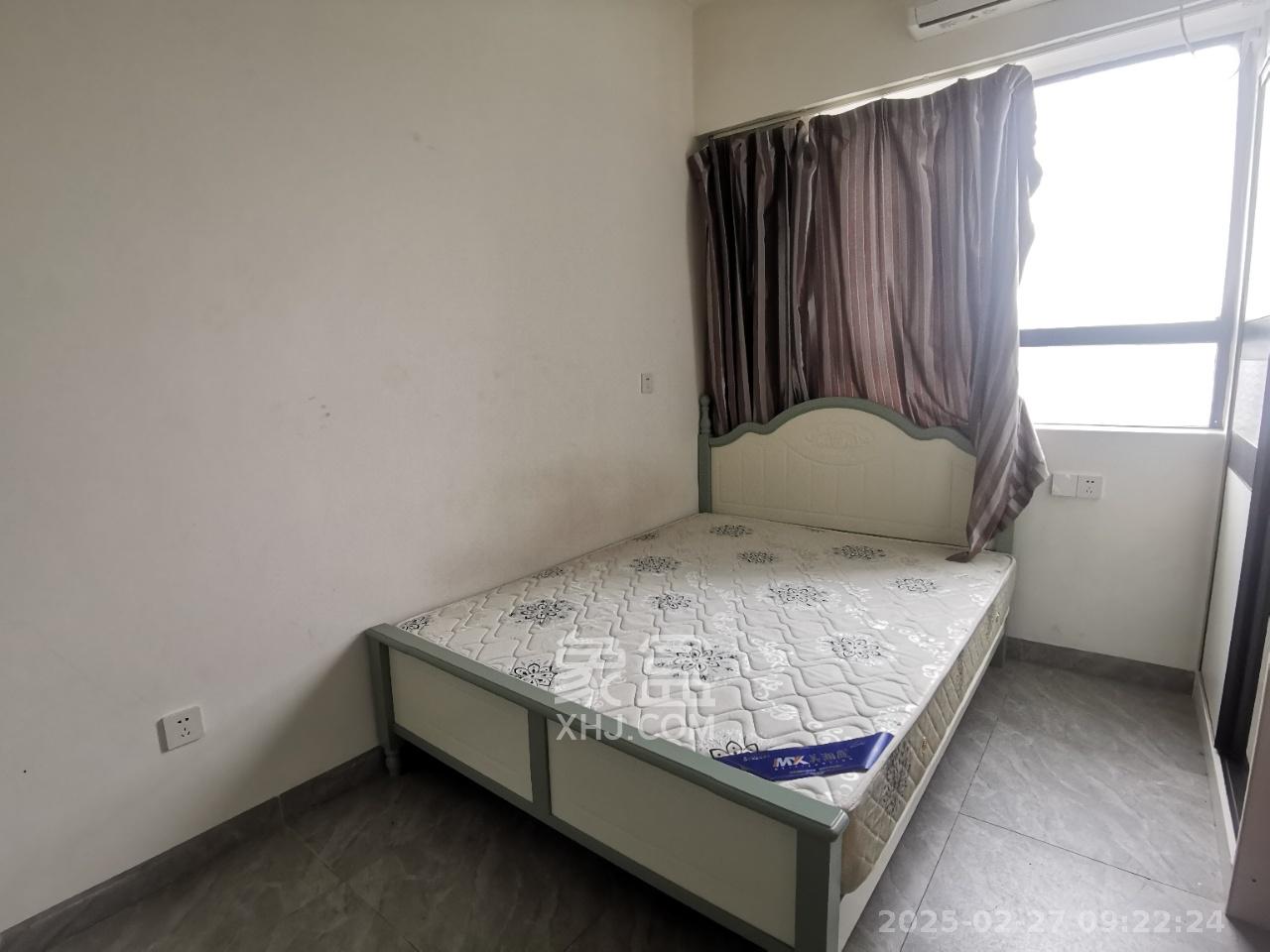 洋湖时代  1室0厅0卫    1200.0元/月 洋湖时代  1室0厅0卫    1200.0元/月