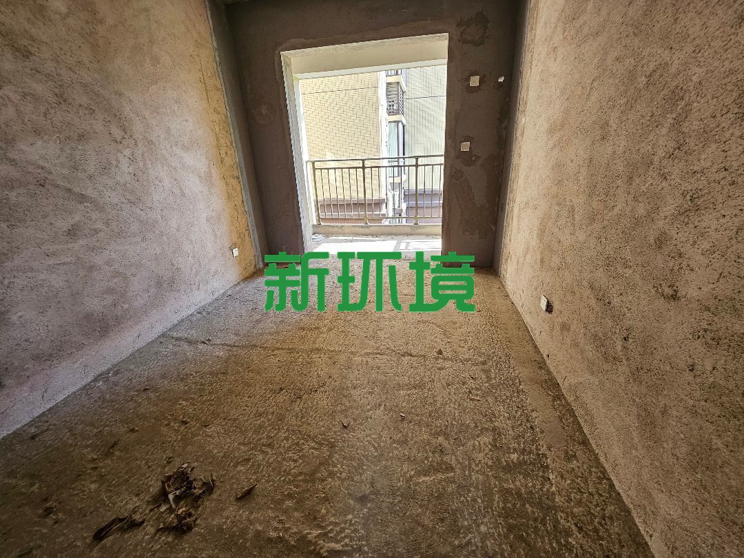 金域滨江  3室2厅2卫   71.00万客厅