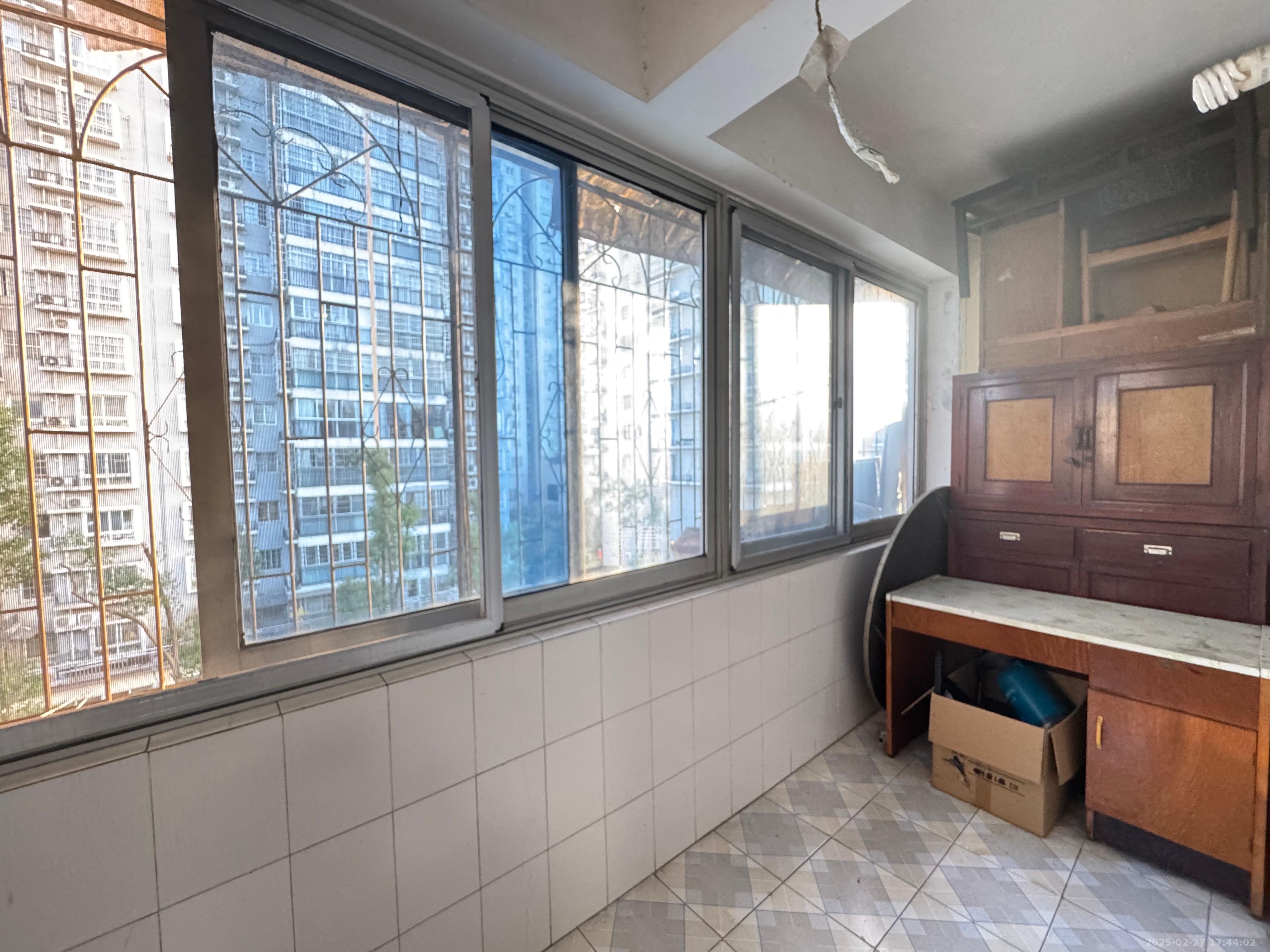 省农办火星宿舍 3室1厅1卫 1500.0元/月 省农办火星宿舍 3室1厅1卫 1500.0元/月室内图