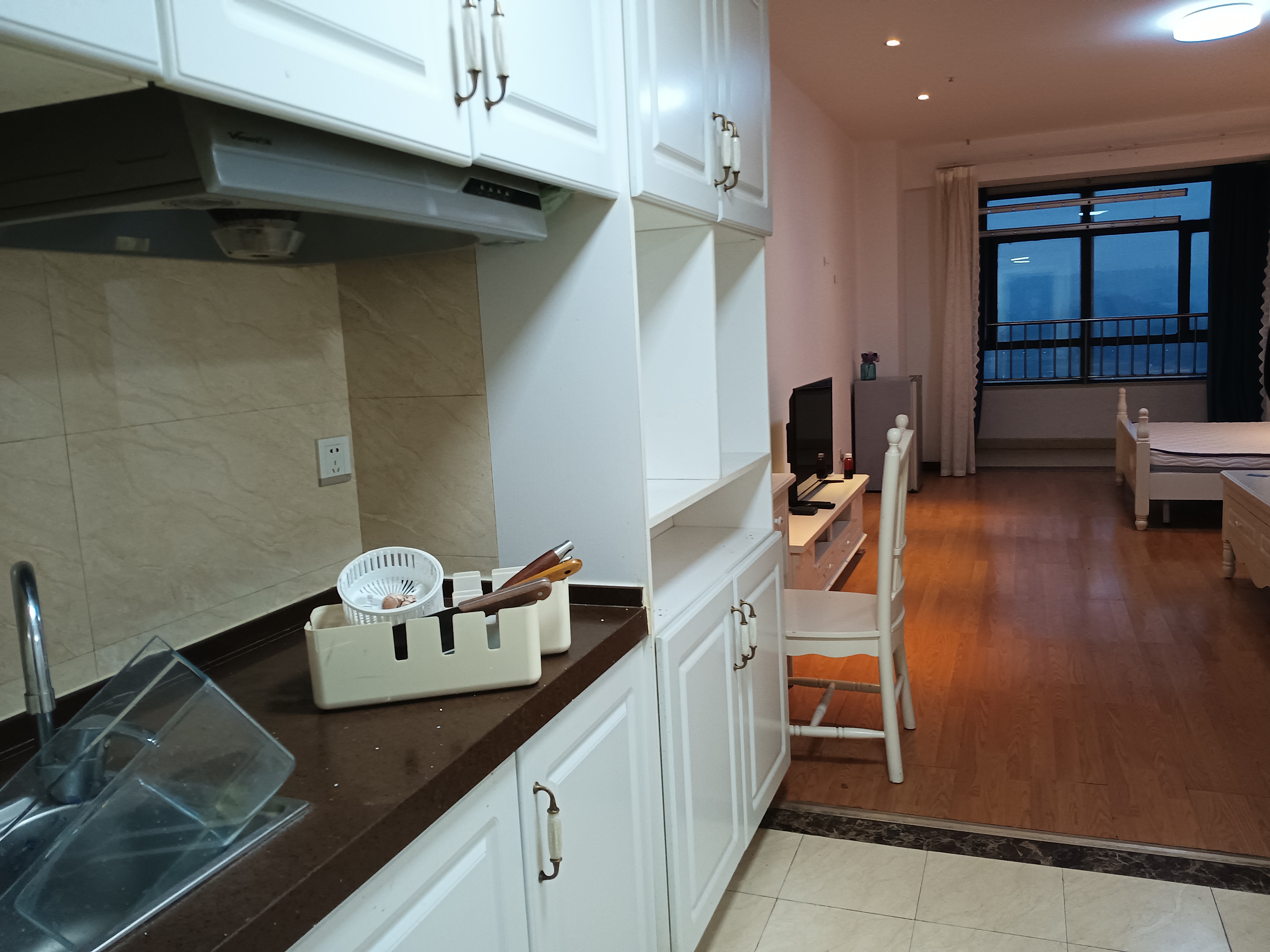 梓山湖公馆 1室0厅0卫 1300.0元/月 梓山湖公馆 1室0厅0卫 1300.0元/月室内图