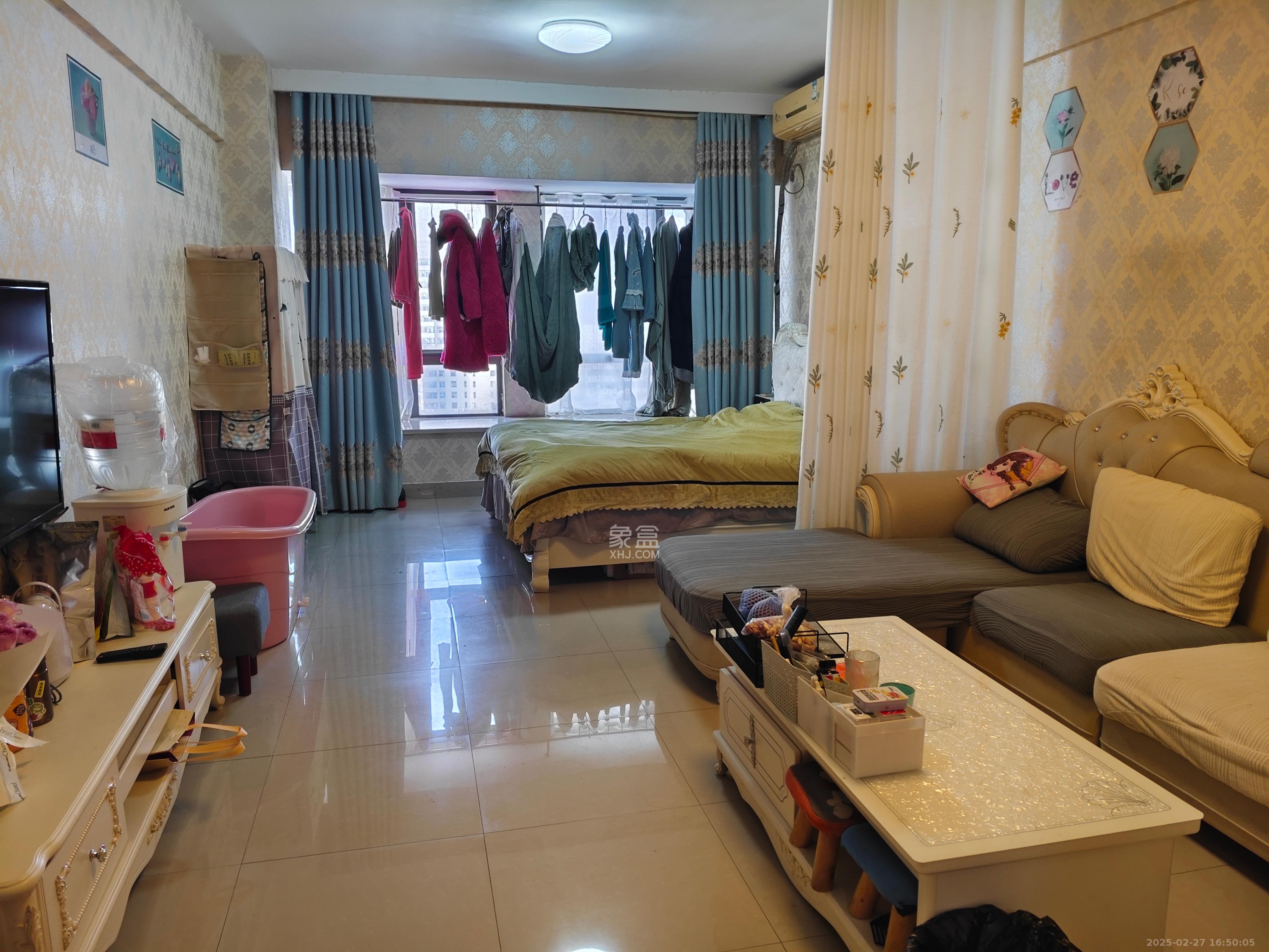 摩天一号  1室1厅1卫   1600.00元/月室内图