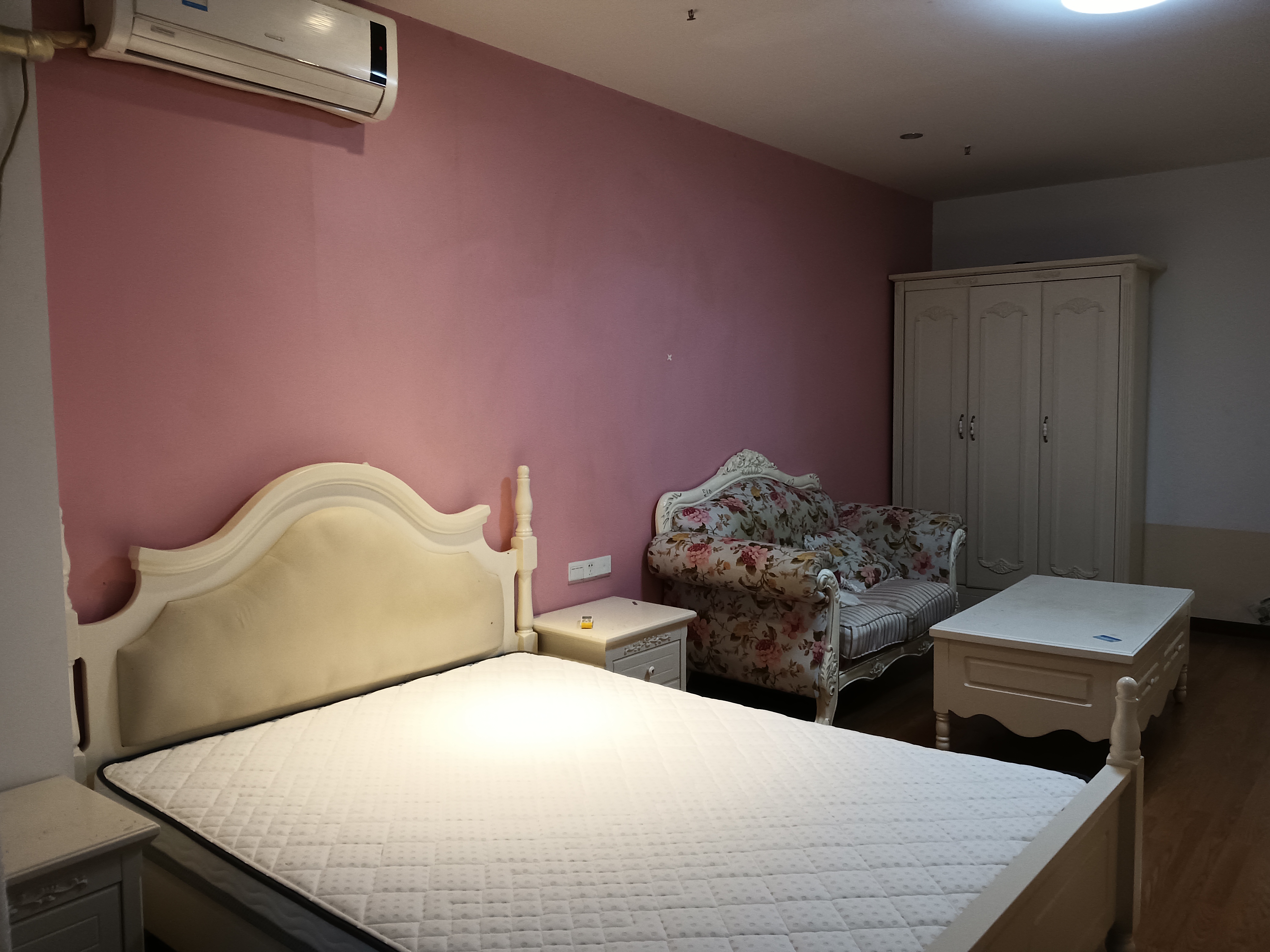 梓山湖公馆 1室0厅0卫 1300.0元/月 梓山湖公馆 1室0厅0卫 1300.0元/月室内图