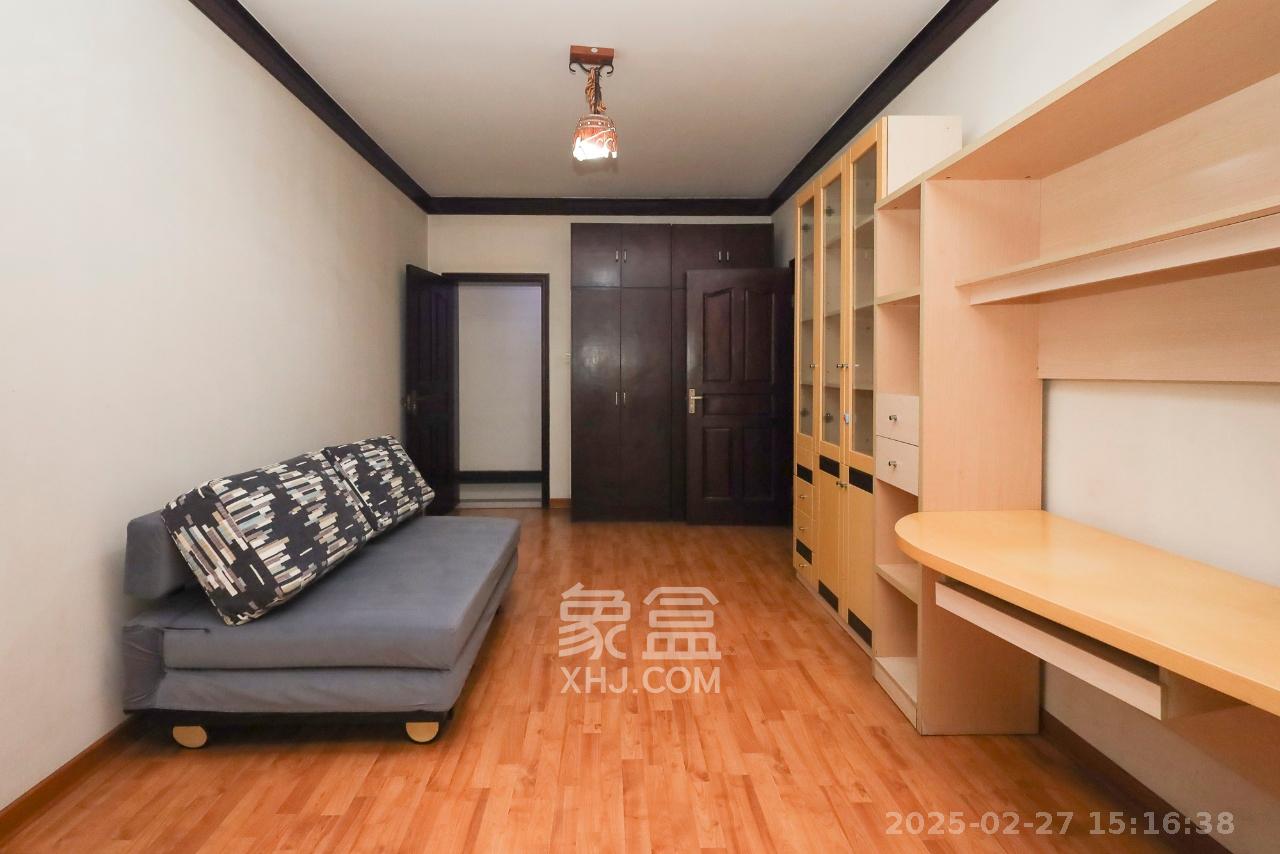 西江庭院（盐业集团宿舍）  3室2厅2卫   2300.00元/月室内图