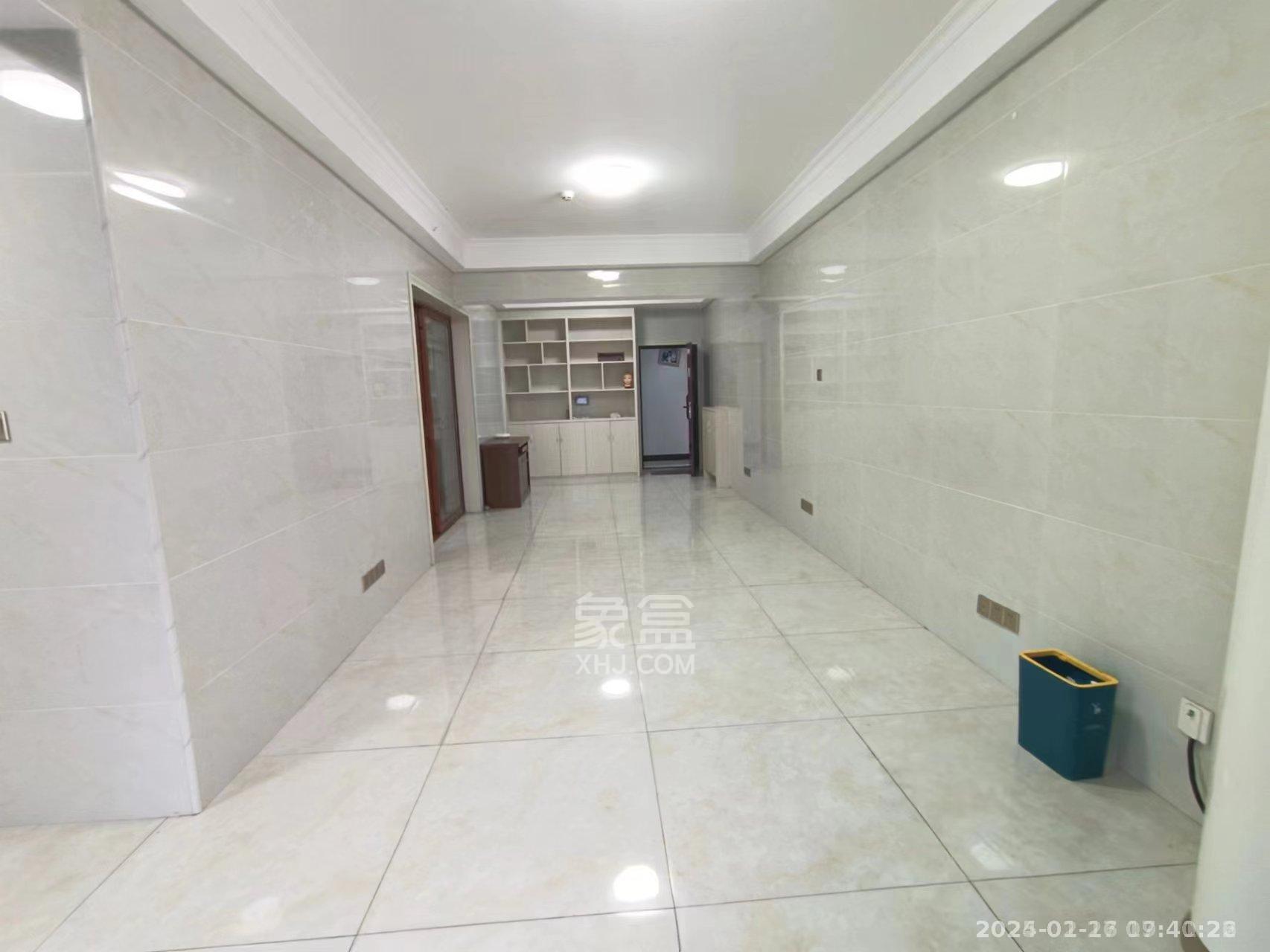 庐山春天 1室1厅1卫 1500.0元/月 庐山春天 1室1厅1卫 1500.0元/月室内图