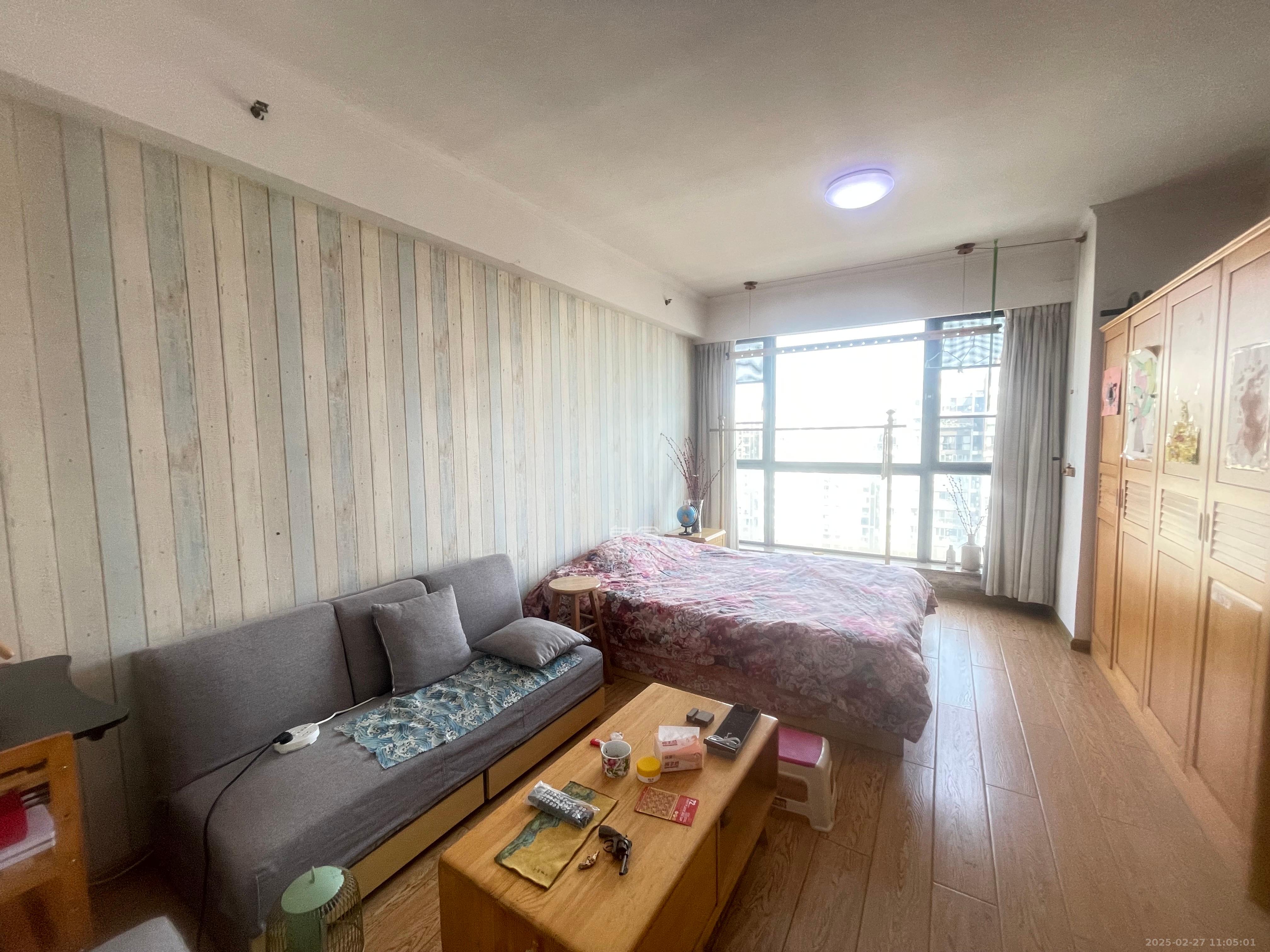 融科东南海 1室1厅1卫 1500.0元/月 融科东南海 1室1厅1卫 1500.0元/月室内图