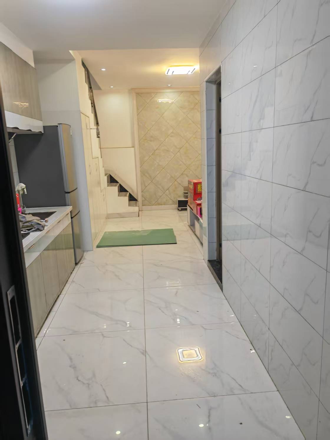 东城国际  2室1厅1卫    1200.0元/月 东城国际  2室1厅1卫    1200.0元/月室内图