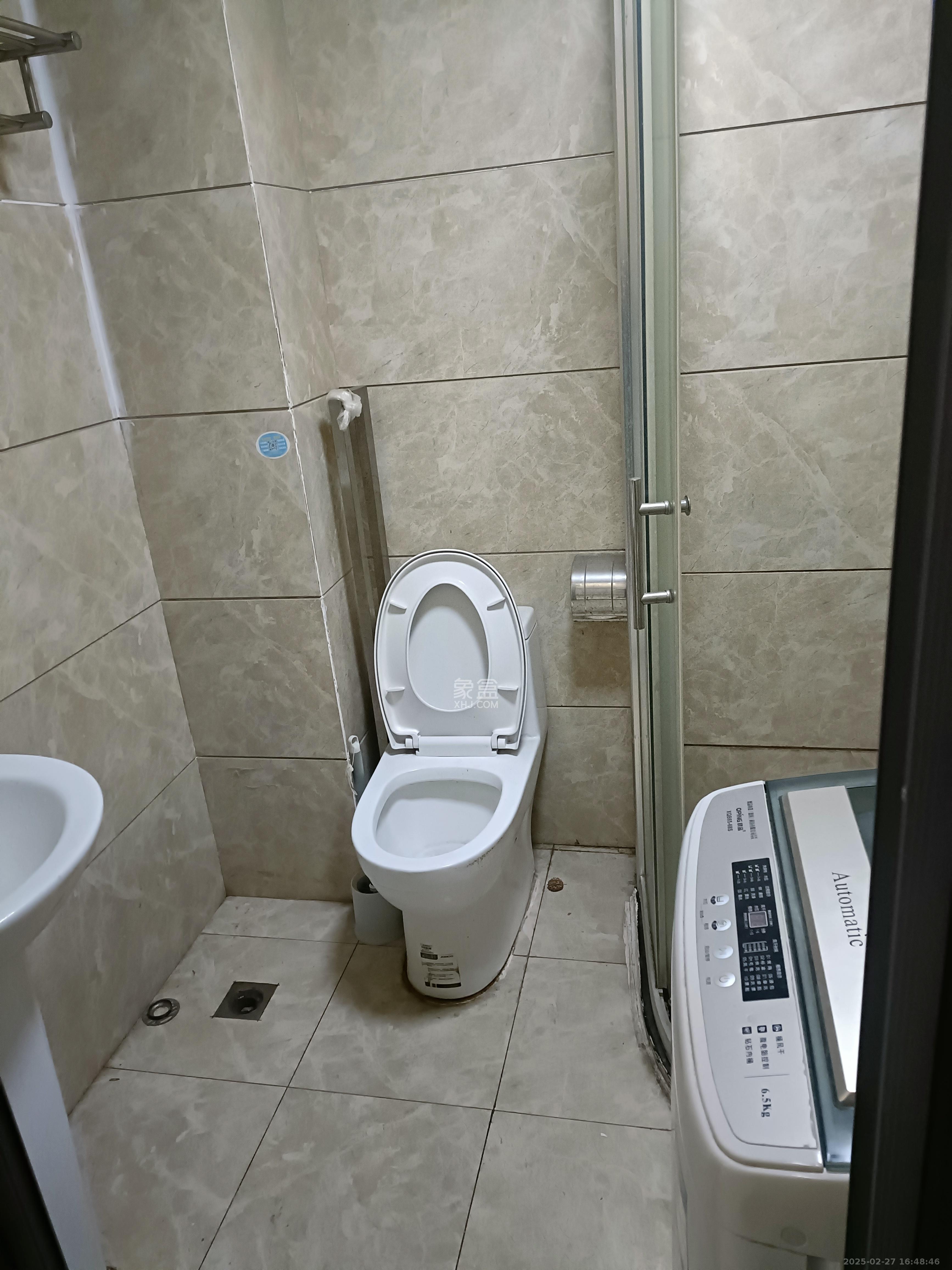 佐佑大厦 1室1厅1卫 850.0元/月 佐佑大厦 1室1厅1卫 850.0元/月室内图