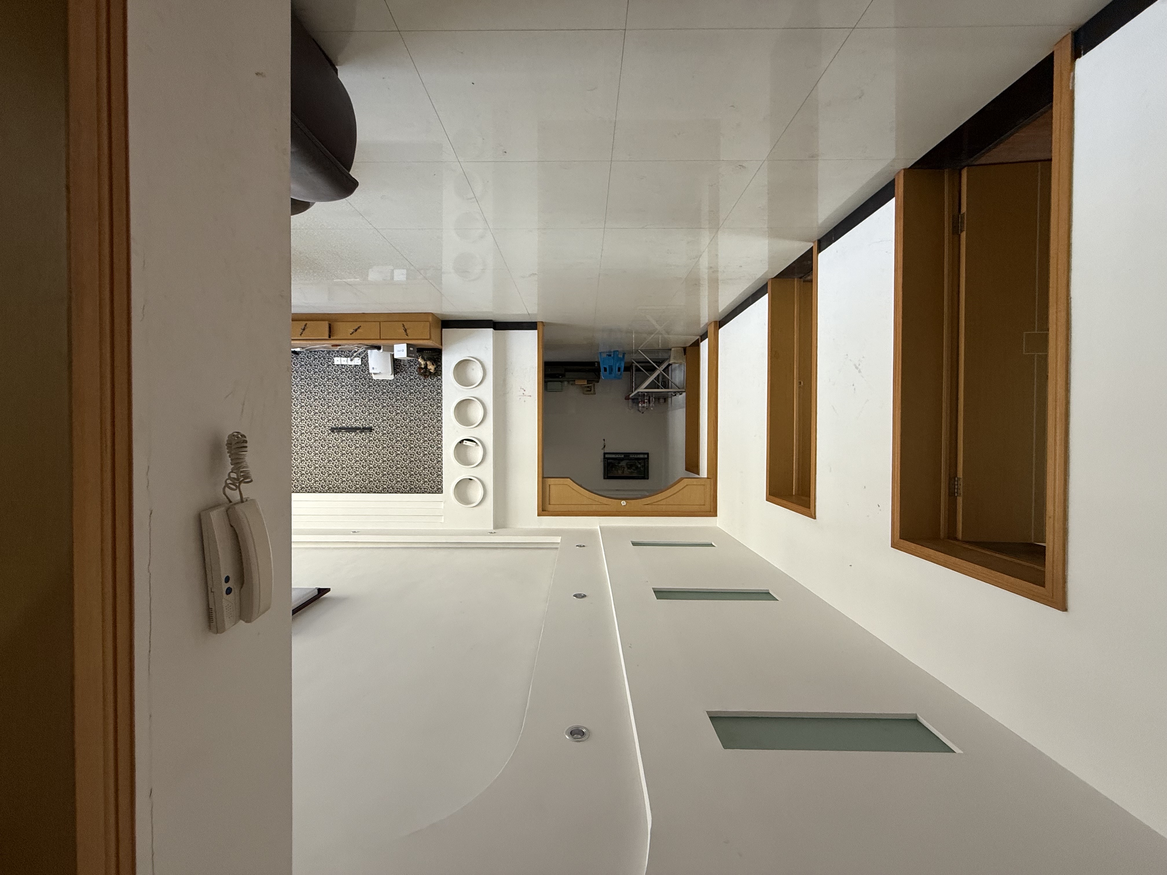 鸿都苑  1室0厅0卫    69.8万客厅