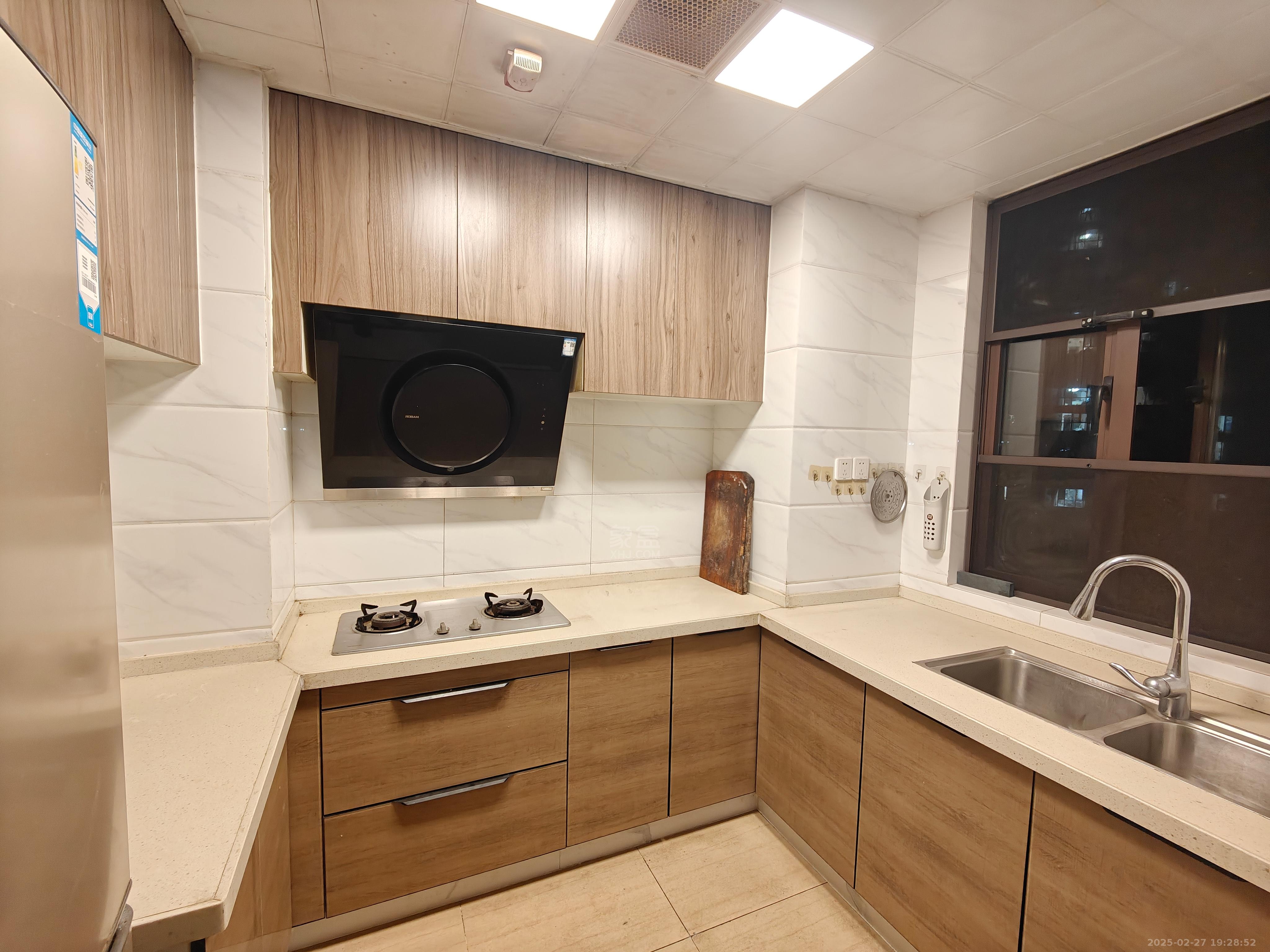 天元区碧桂园 4室2厅2卫 2000.0元/月 天元区碧桂园 4室2厅2卫 2000.0元/月室内图