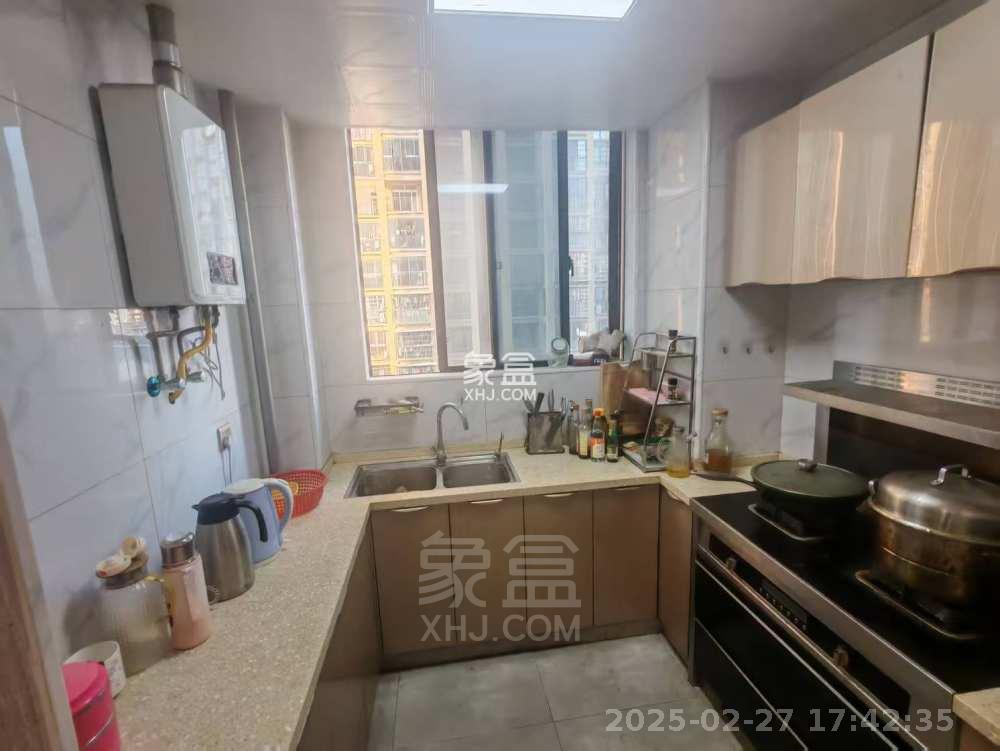 旺城天悦领秀香江 4室2厅2卫 1800.0元/月 旺城天悦领秀香江 4室2厅2卫 1800.0元/月室内图