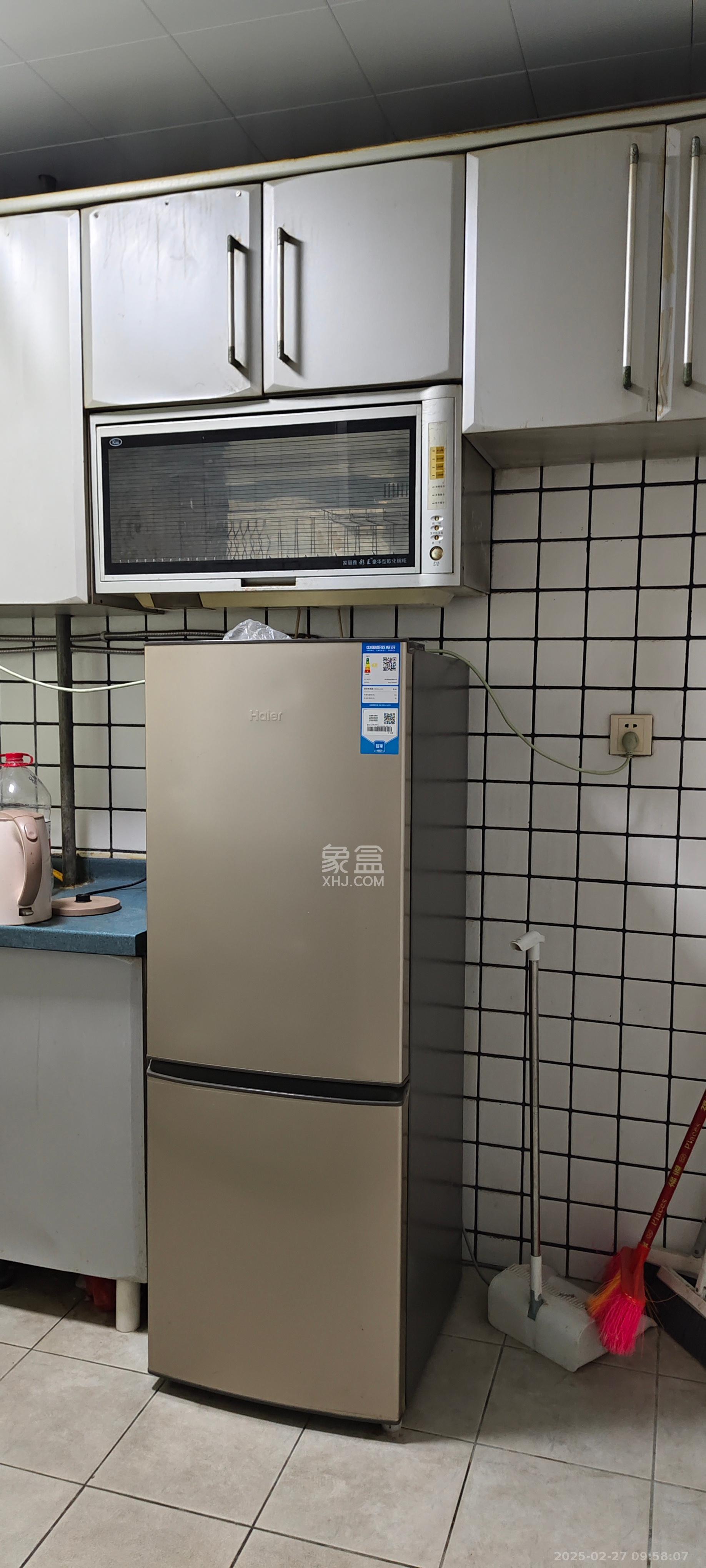 华天新城  3室1厅1卫   3880.00元/月室内图