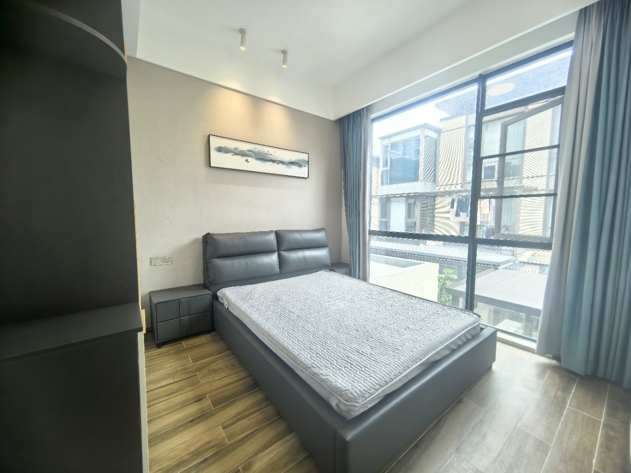 大华锦绣海岸三期 4室2厅3卫 11500.0元/月 大华锦绣海岸三期 4室2厅3卫 11500.0元/月室内图