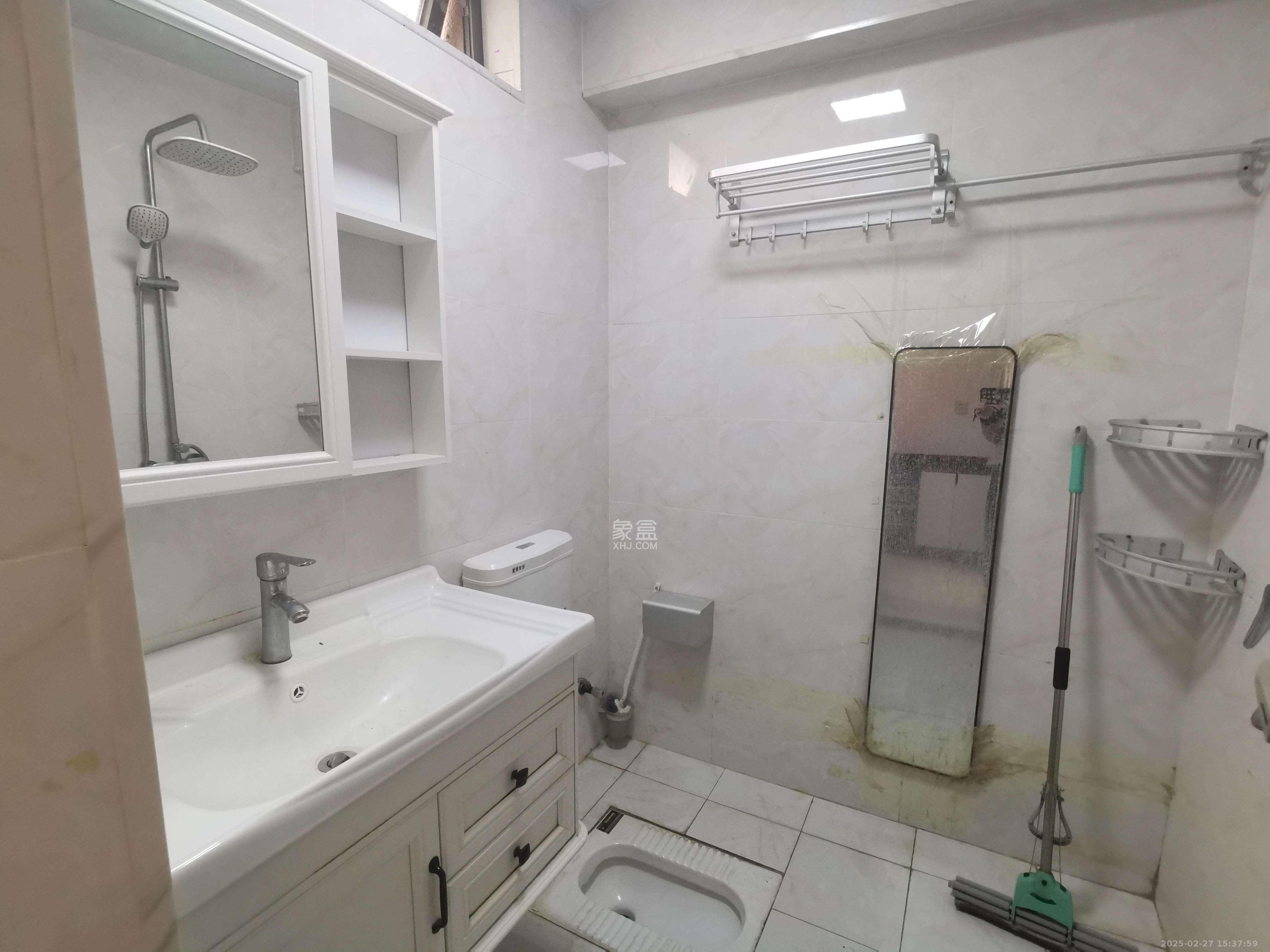 明发国际城 1室1厅1卫 1300.0元/月 明发国际城 1室1厅1卫 1300.0元/月室内图