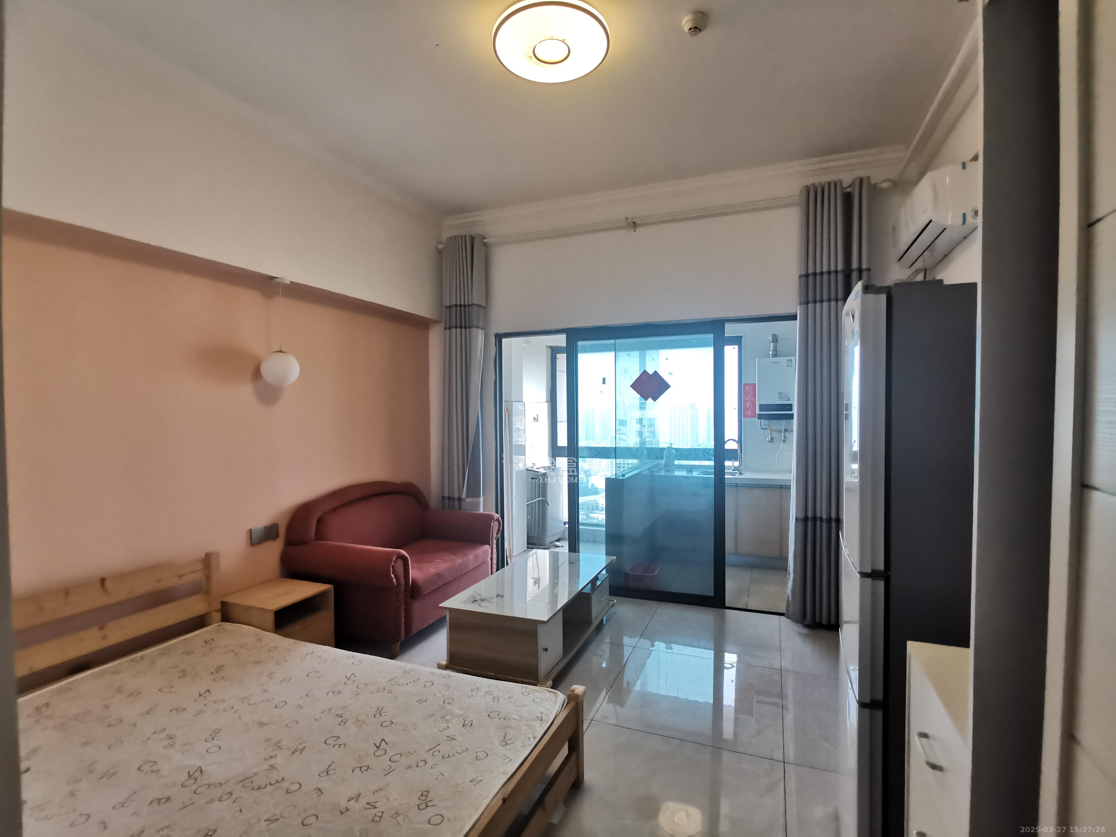 明发国际城 1室1厅1卫 1300.0元/月 明发国际城 1室1厅1卫 1300.0元/月室内图