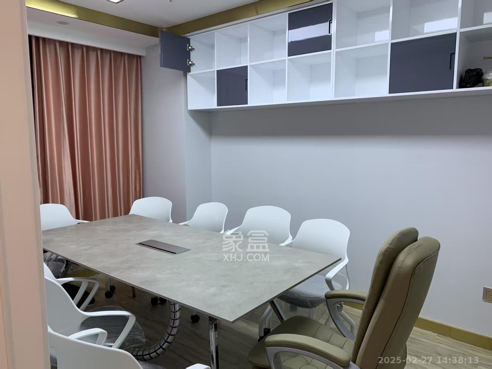 宇成朝阳广场  5室1厅1卫    18000.0元/月 宇成朝阳广场  5室1厅1卫    18000.0元/月室内图