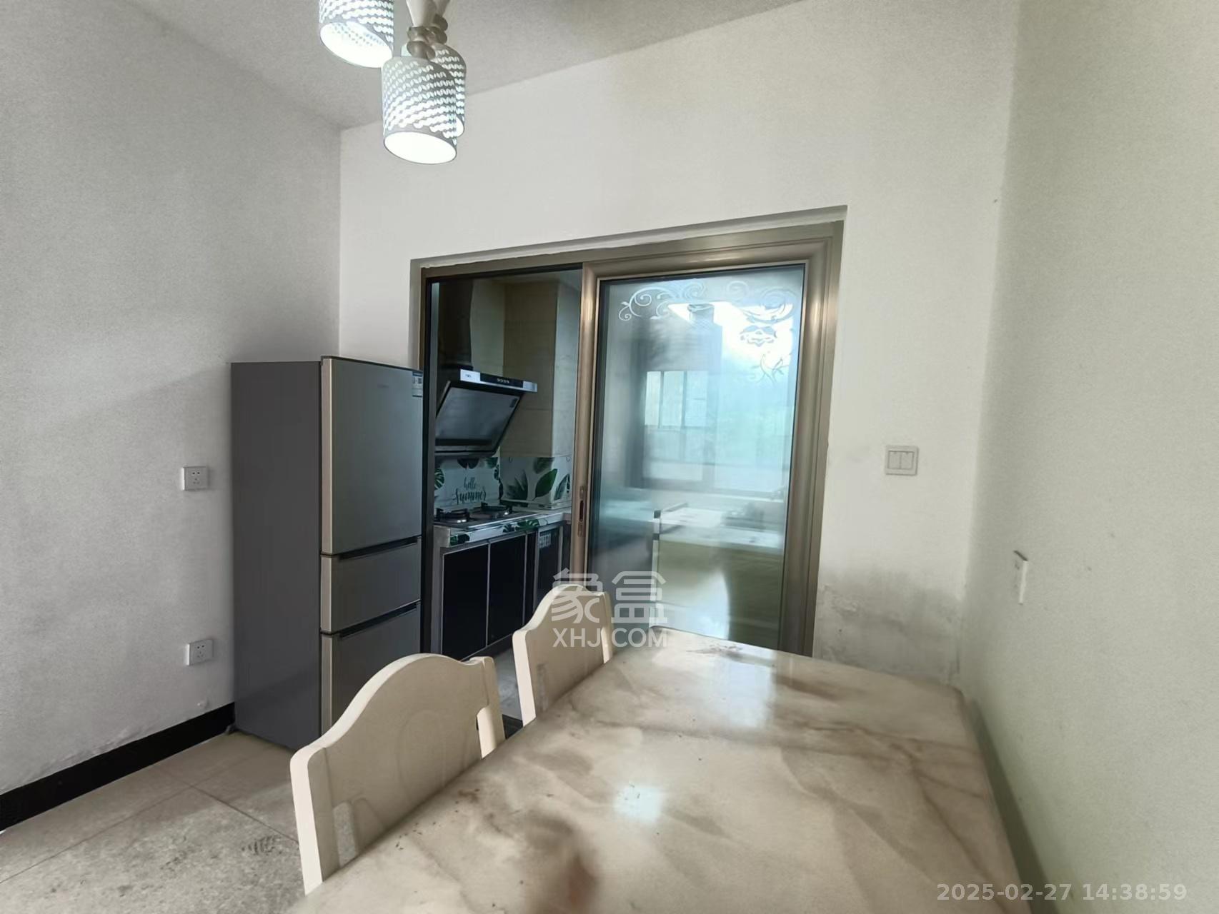 荣盛花语书苑  3室2厅1卫    2600.0元/月室内图