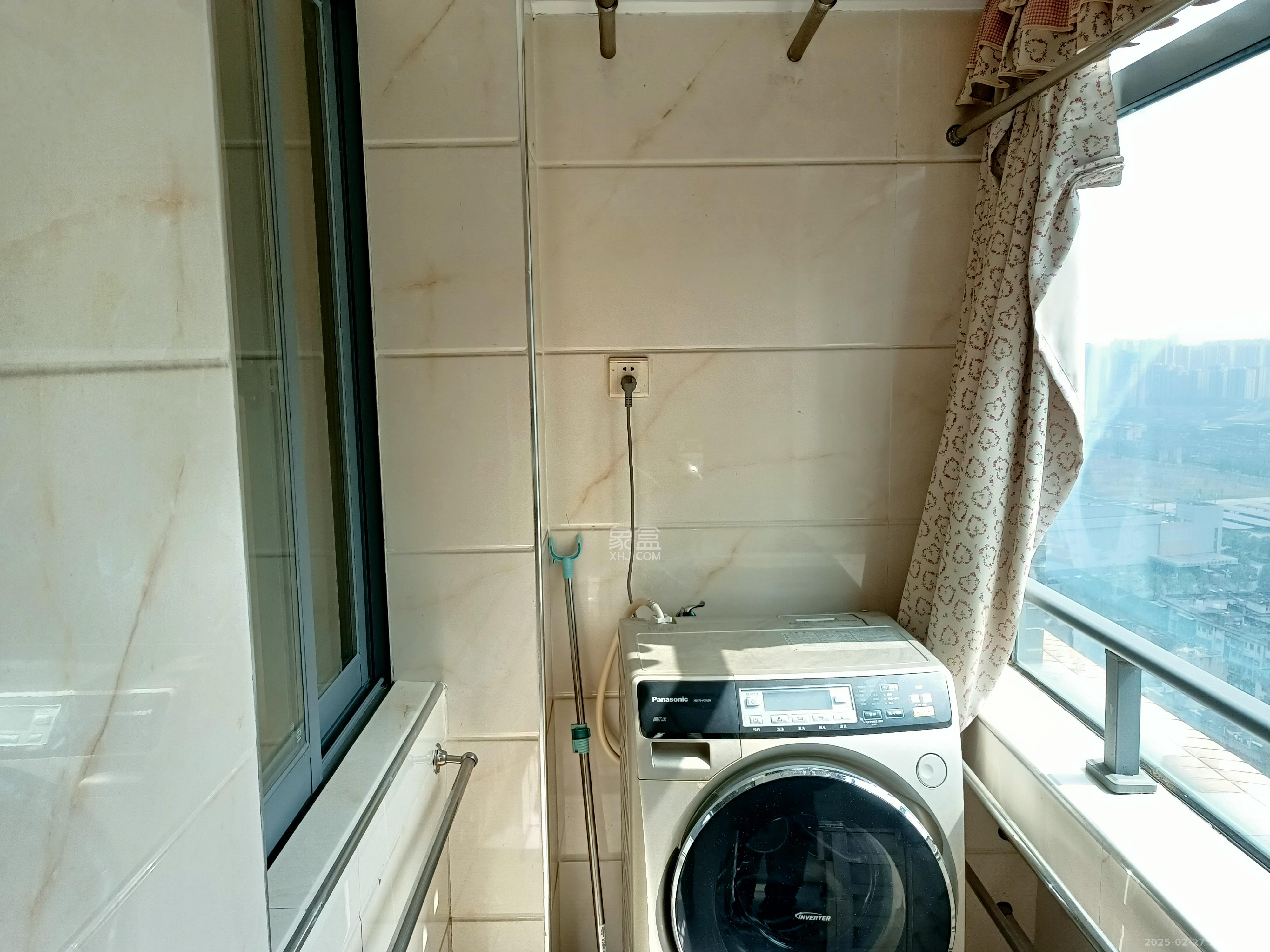 万博汇  1室1厅1卫   1800.00元/月室内图