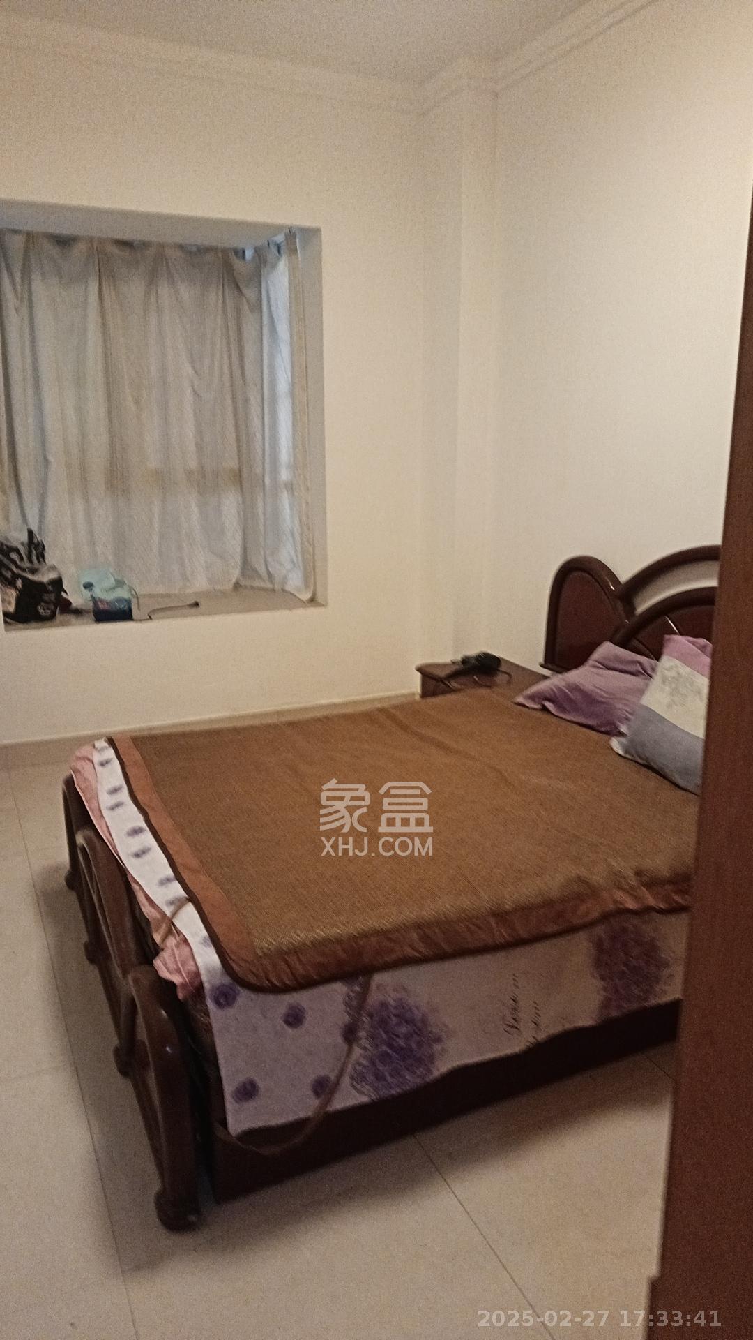 东城名苑 3室2厅2卫 1400.0元/月 东城名苑 3室2厅2卫 1400.0元/月室内图