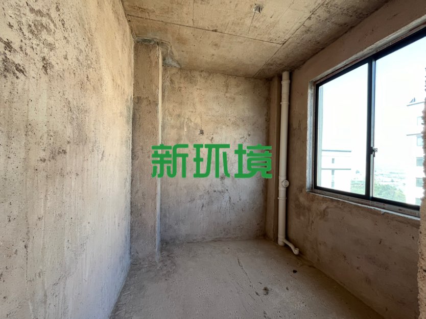 空港新城二期 4室2厅2卫 54.8万 空港新城二期 4室2厅2卫 54.8万客厅