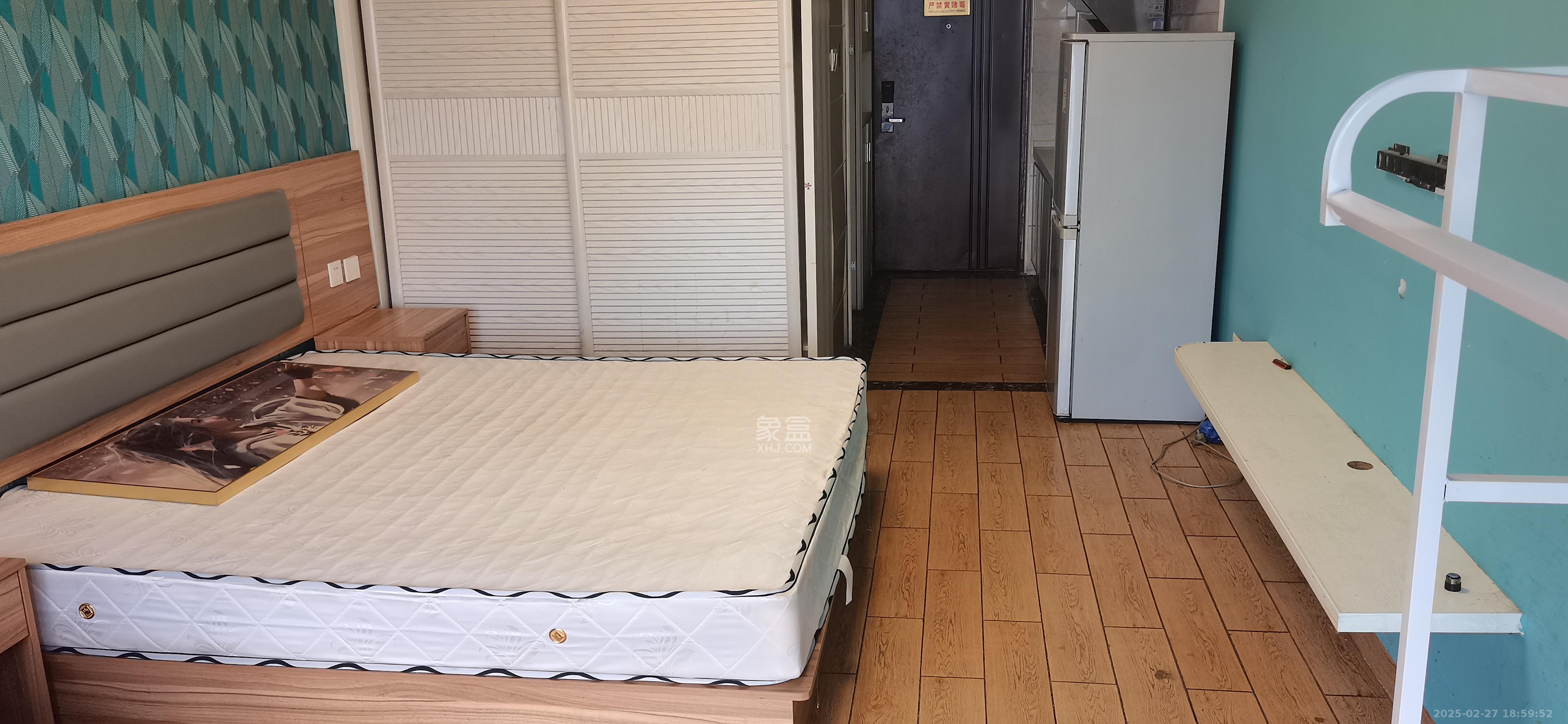 达美D6区  1室1厅1卫    1500.0元/月室内图1