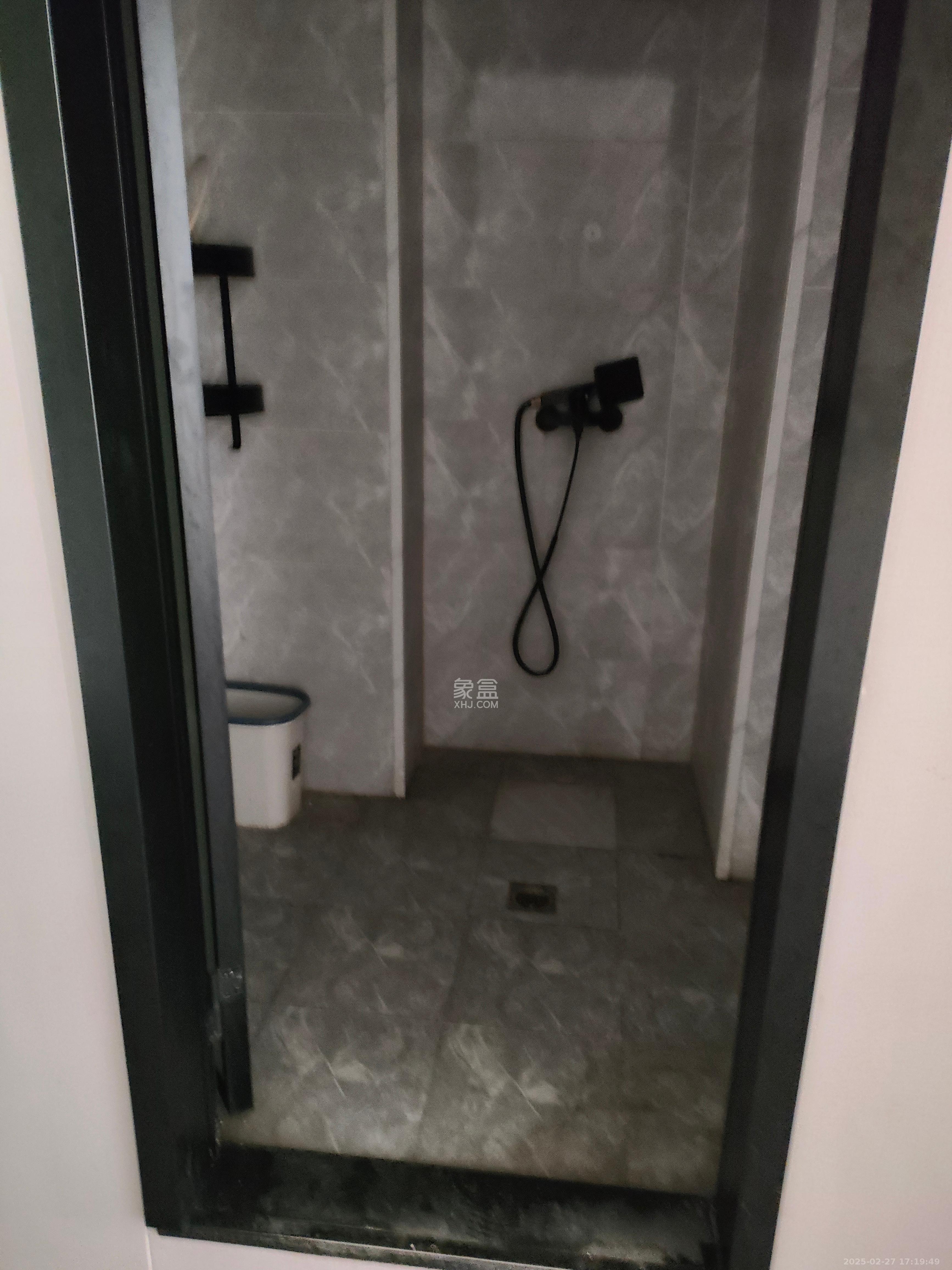 新城悦隽  1室1厅1卫    1400.0元/月 新城悦隽  1室1厅1卫    1400.0元/月室内图