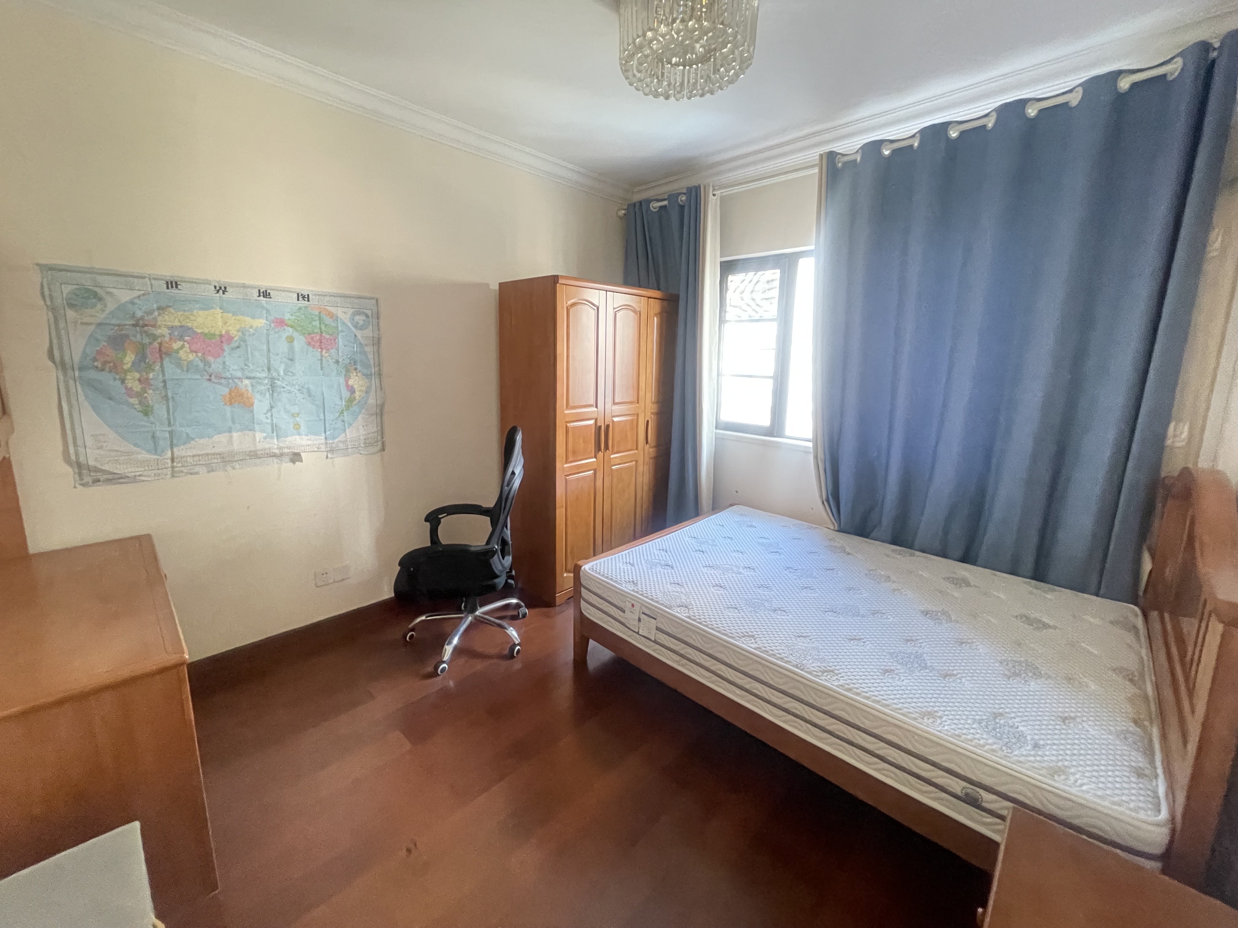 恒大华府 4室2厅2卫 2600.0元/月 恒大华府 4室2厅2卫 2600.0元/月室内图