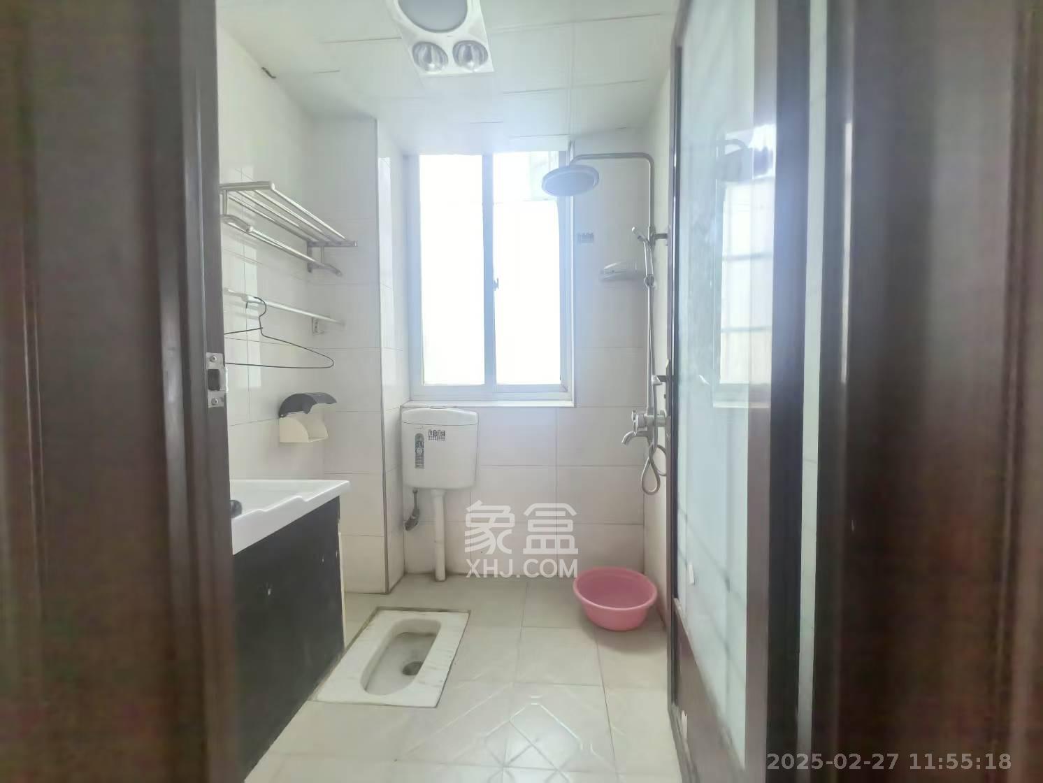 好家园 4室2厅2卫 2300.0元/月 好家园 4室2厅2卫 2300.0元/月室内图