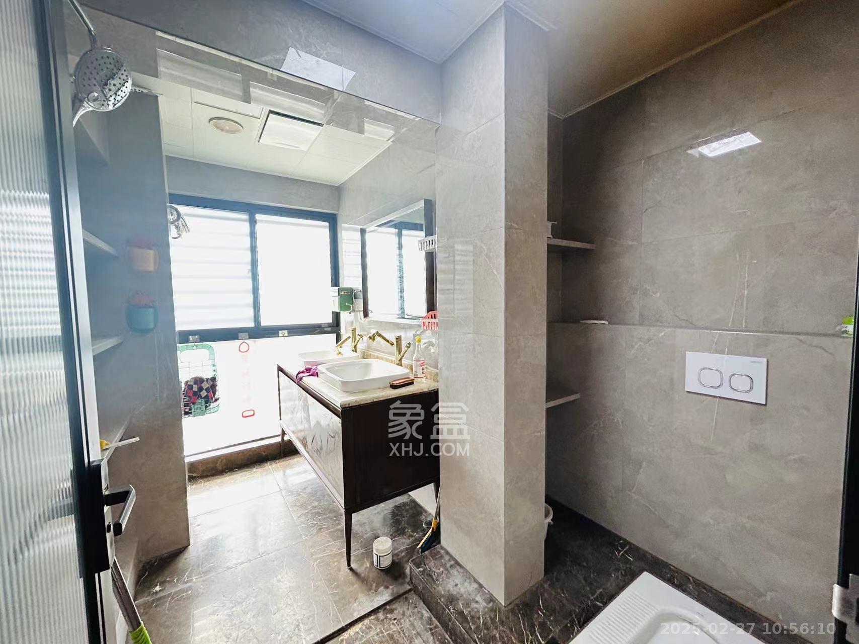 欣隆居  4室2厅2卫   4300.00元/月室内图