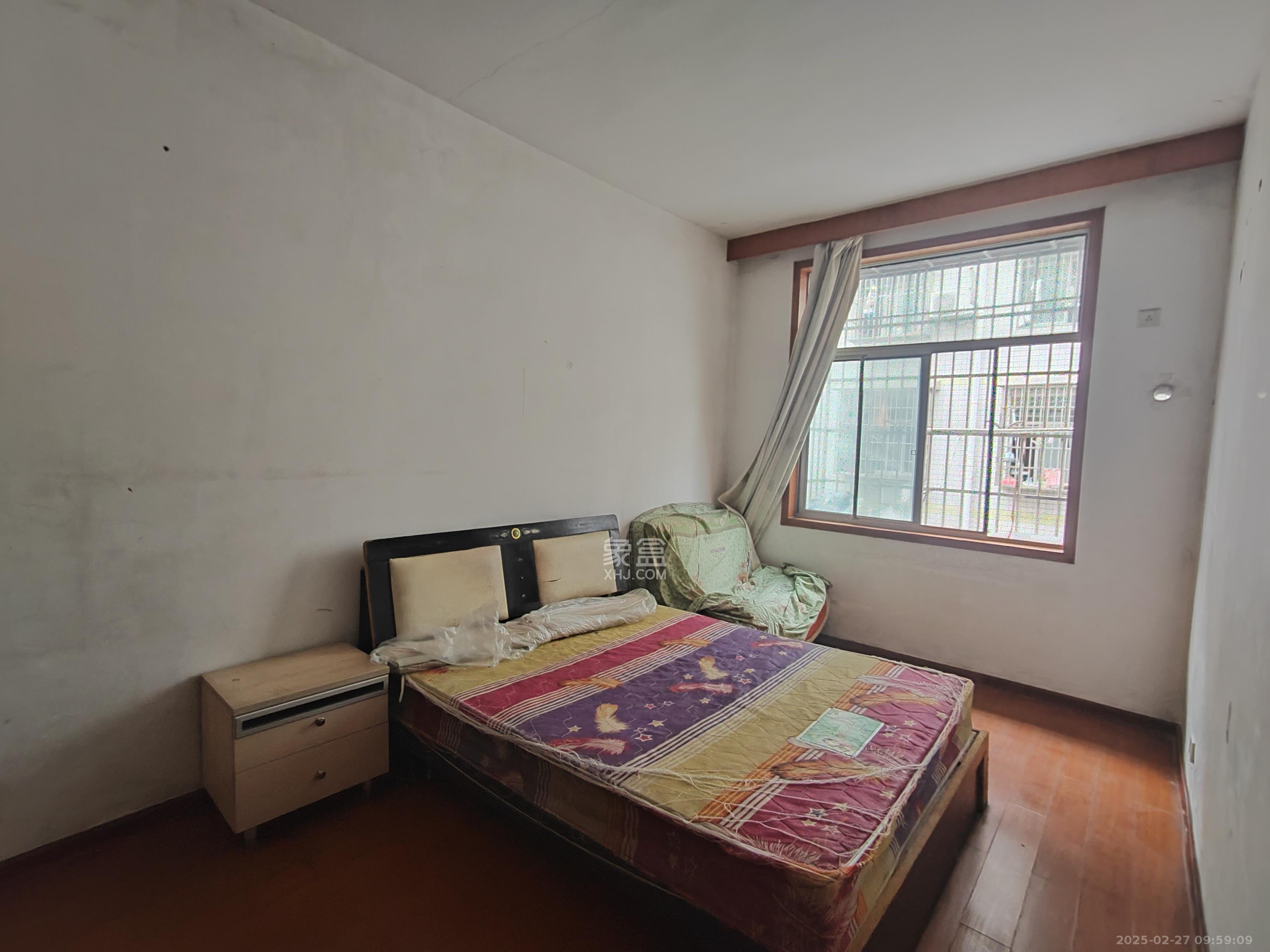 泉塘小区  2室2厅1卫    1200.0元/月室内图