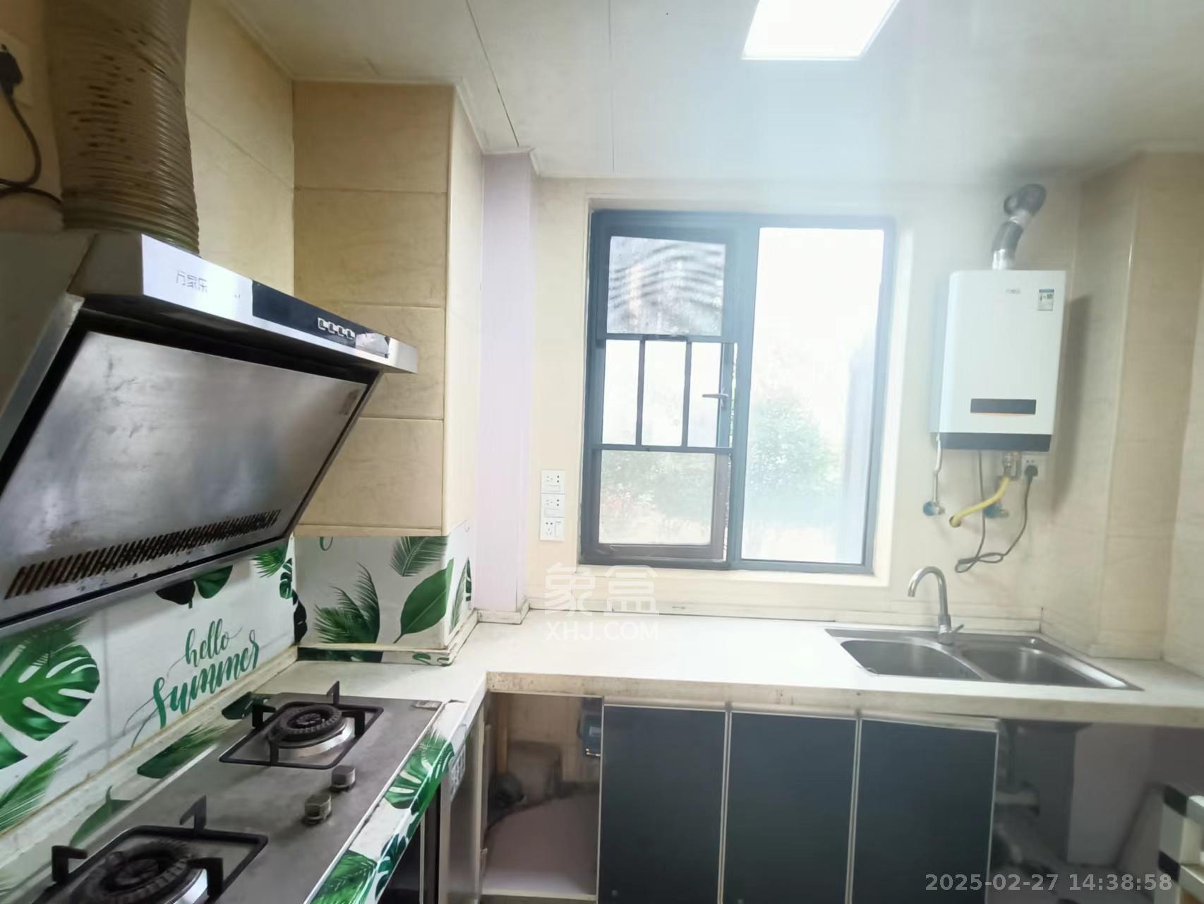 荣盛花语书苑  3室2厅1卫    2600.0元/月室内图