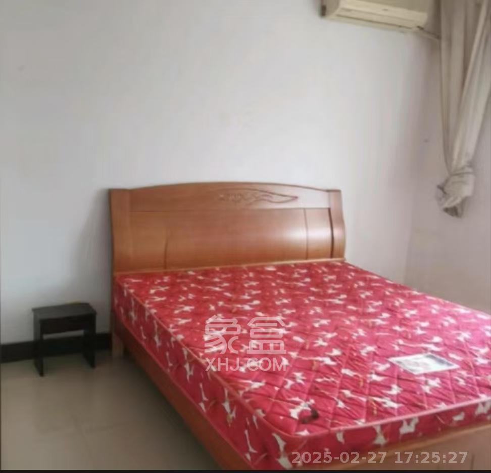 湘麓国际 3室2厅1卫 2800.0元/月 湘麓国际 3室2厅1卫 2800.0元/月室内图