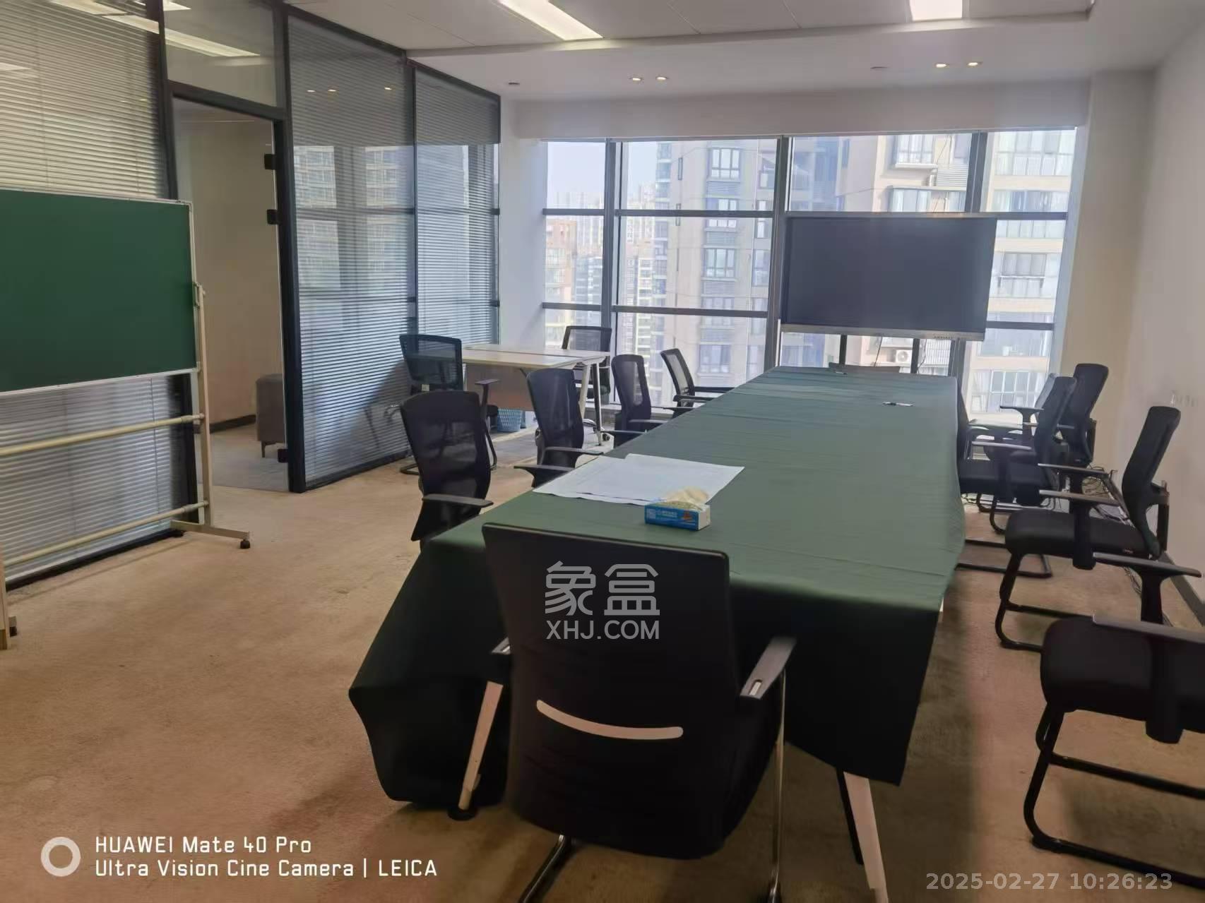 双塔国际广场   111.08㎡      5000.0元/月室内图