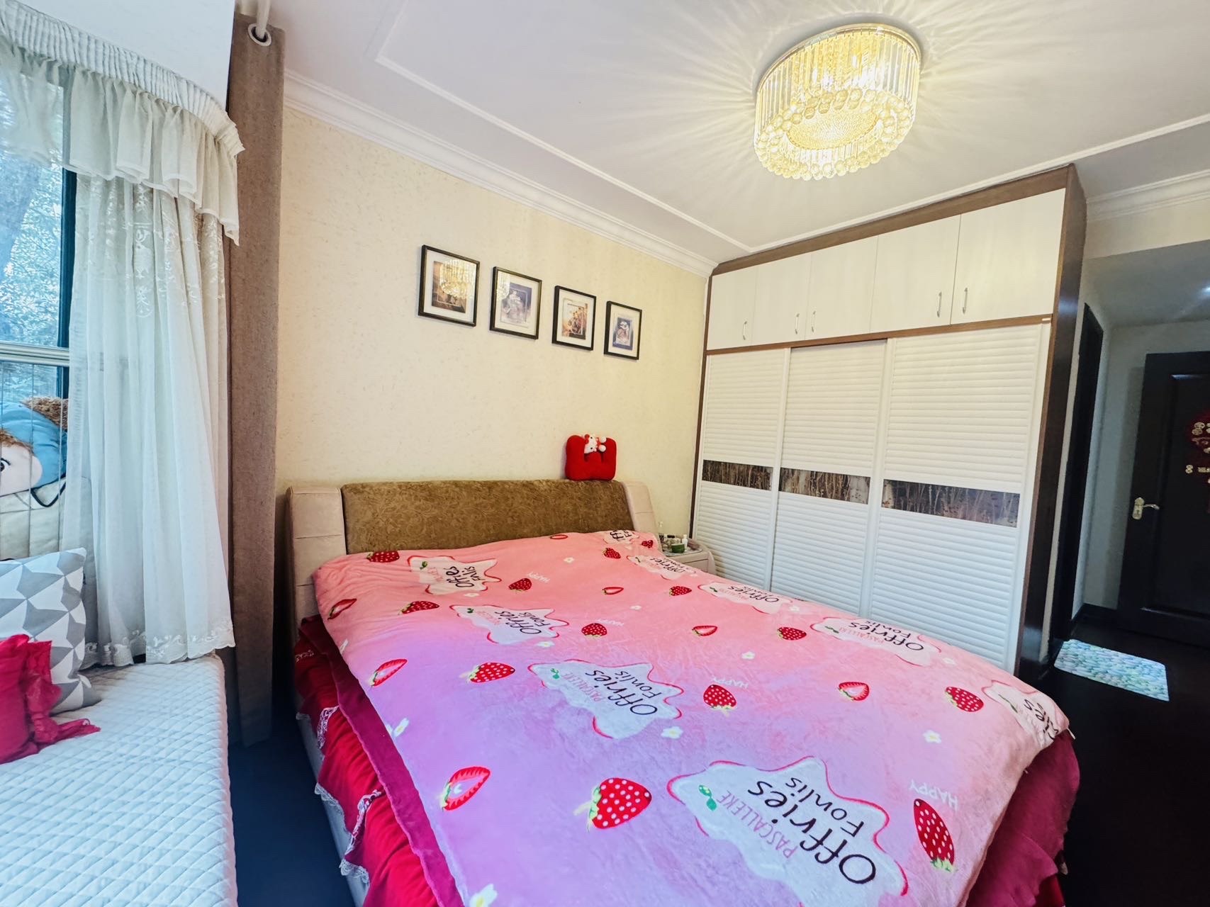 恒大绿洲 3室2厅2卫 66.8万 恒大绿洲 3室2厅2卫 66.8万客厅