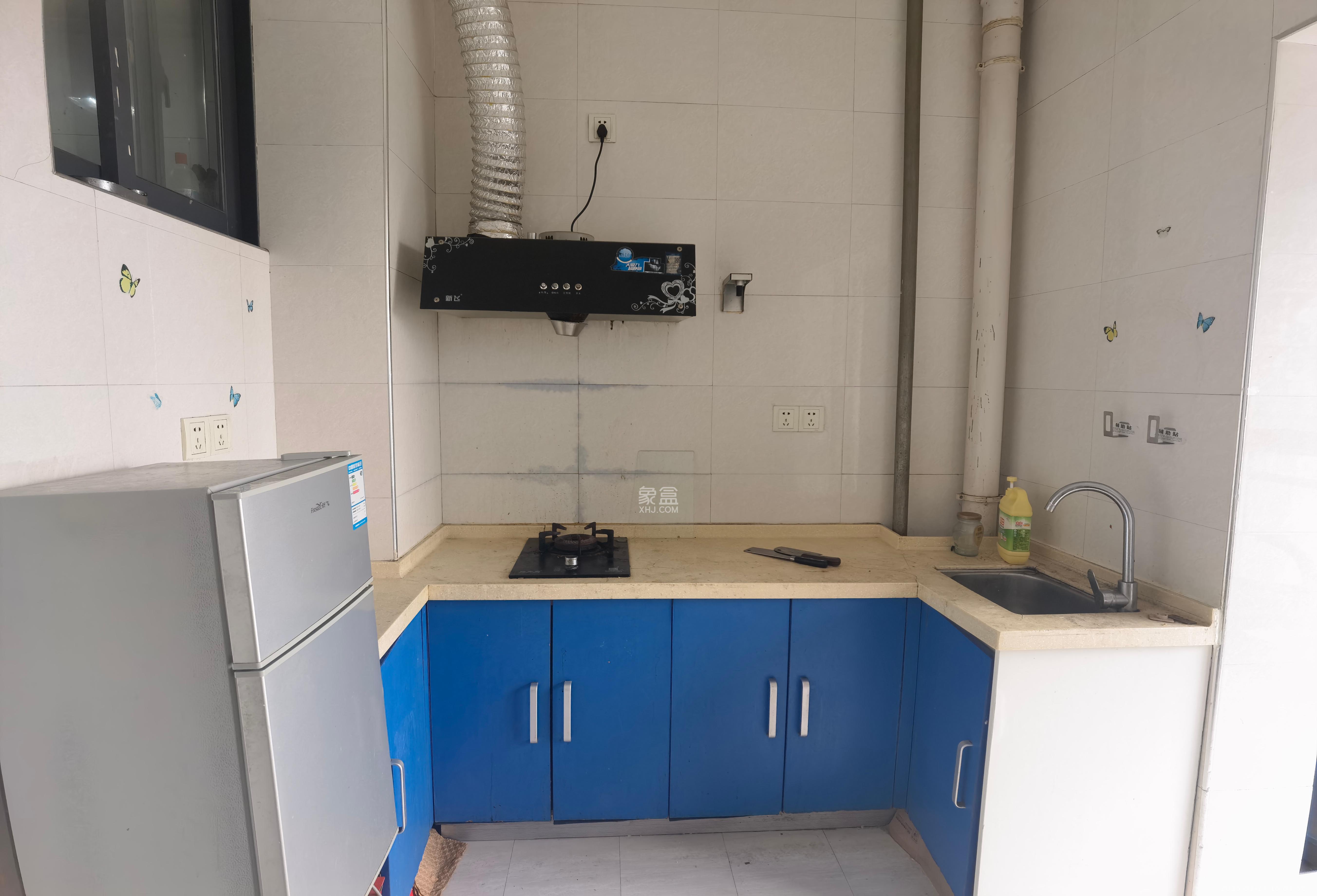 中信城市广场(中信新城一期)  1室1厅1卫    1050.0元/月 中信城市广场(中信新城一期)  1室1厅1卫    1050.0元/月室内图