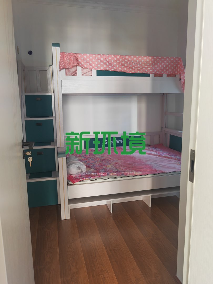 东方明珠  3室2厅1卫   63.80万客厅
