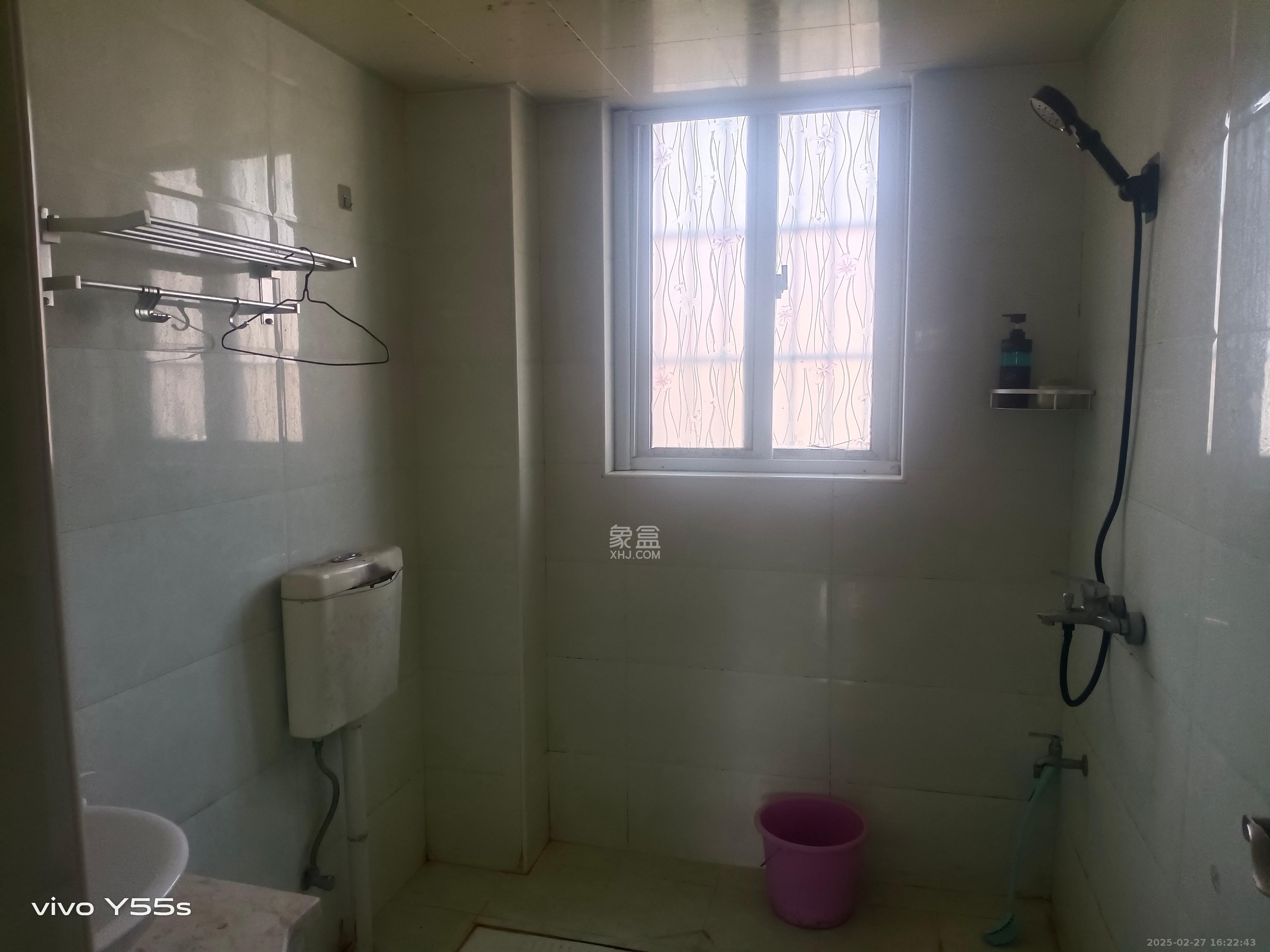 山水庭院  3室2厅2卫    1500.0元/月 山水庭院  3室2厅2卫    1500.0元/月室内图