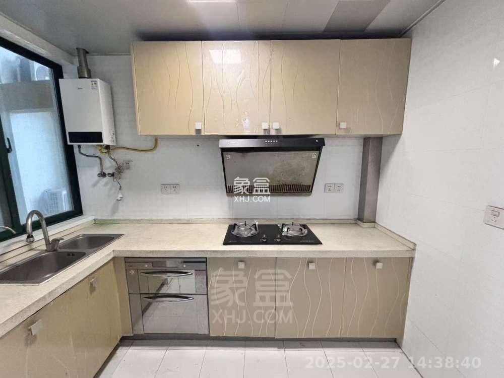 经世皇城 3室0厅0卫 1500.0元/月 经世皇城 3室0厅0卫 1500.0元/月室内图