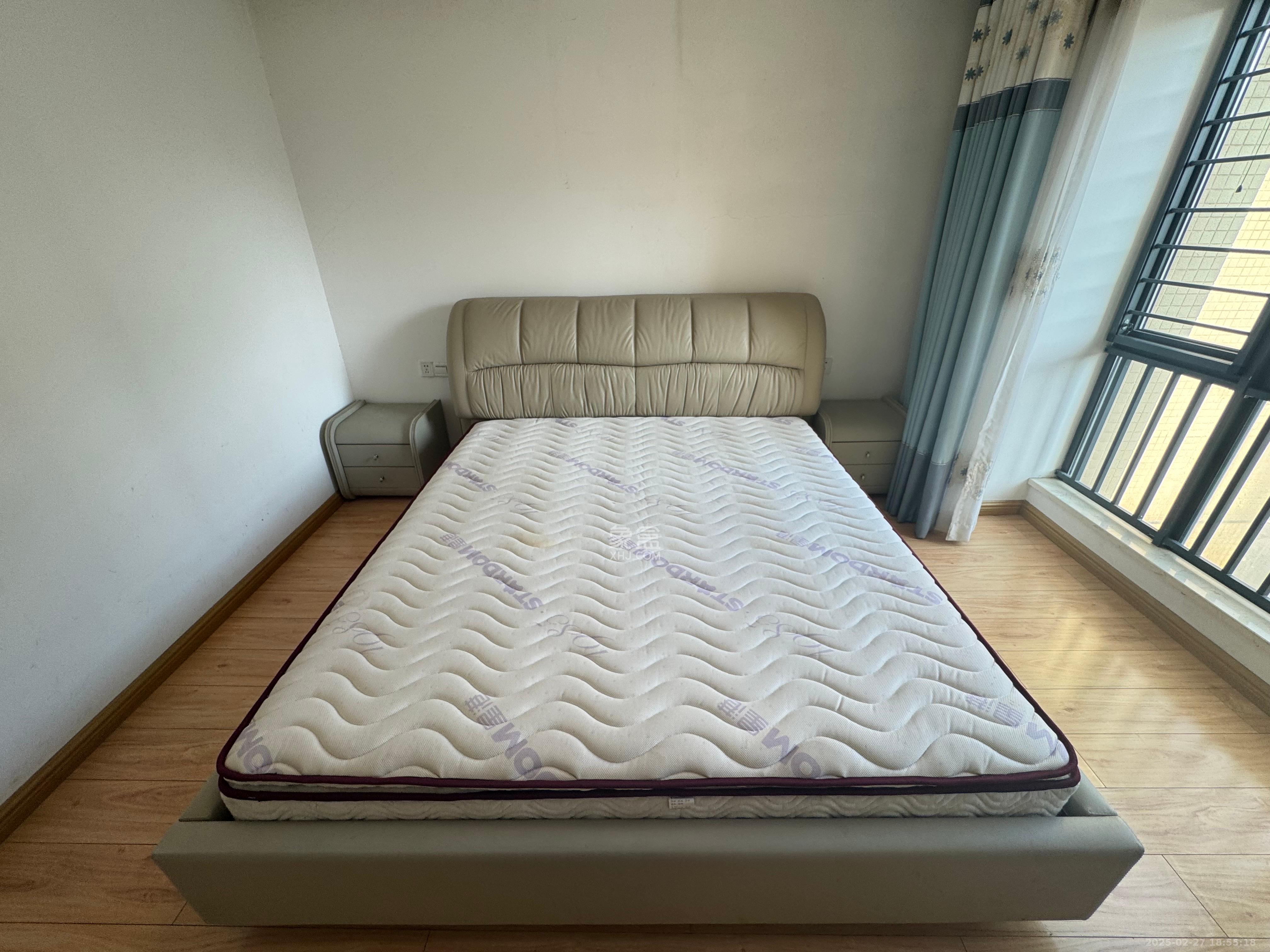 兰亭都荟（璟峰苑）  4室2厅2卫   3600.00元/月室内图