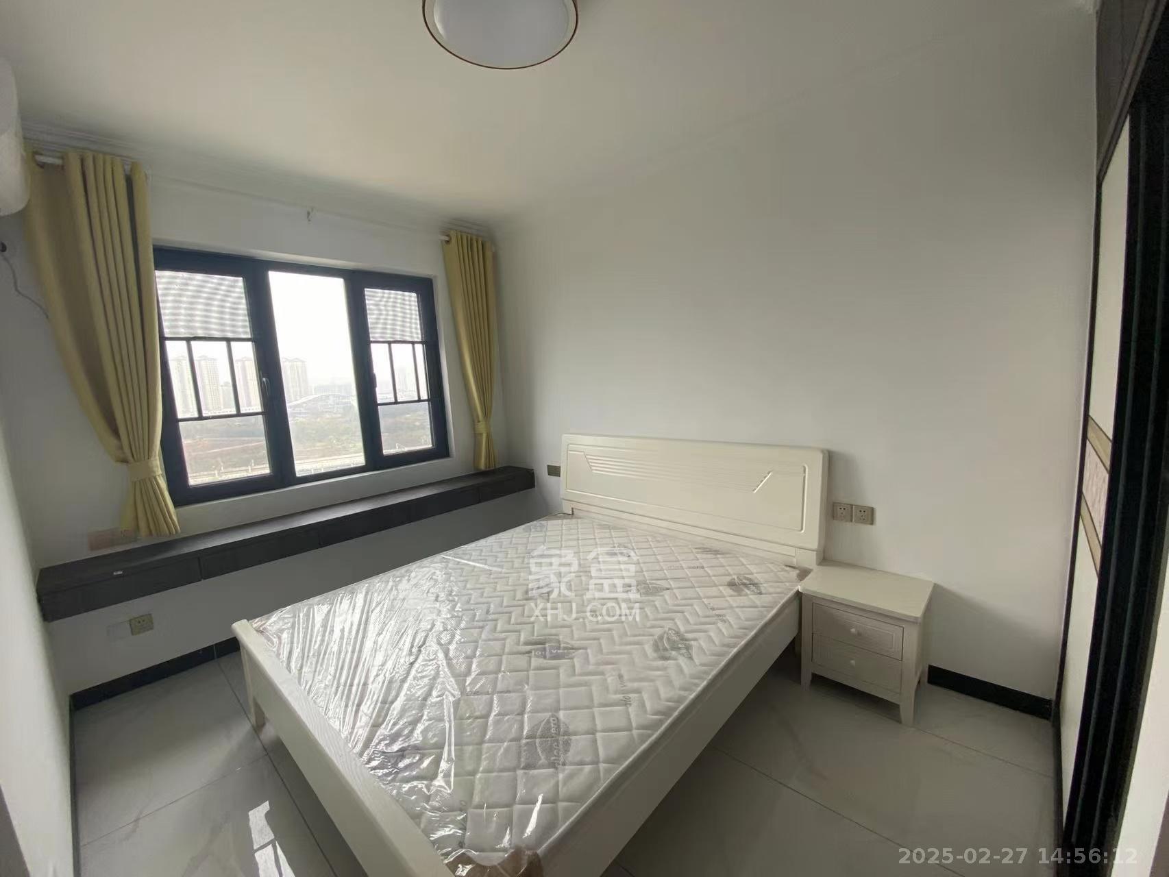 金南家园三期  3室2厅2卫    2500.0元/月 金南家园三期  3室2厅2卫    2500.0元/月室内图