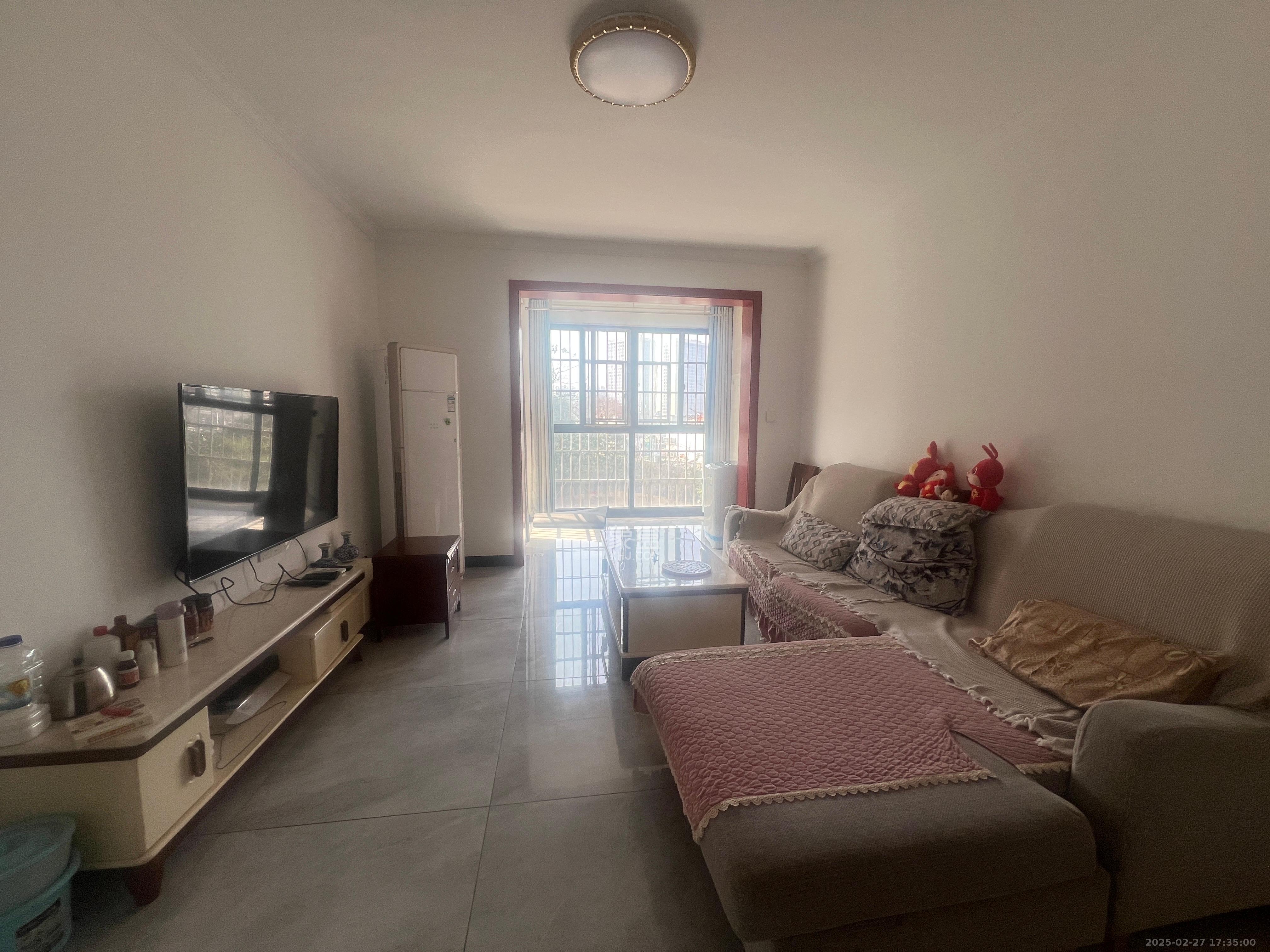 佳天名苑 3室1厅1卫 2100.0元/月 佳天名苑 3室1厅1卫 2100.0元/月室内图